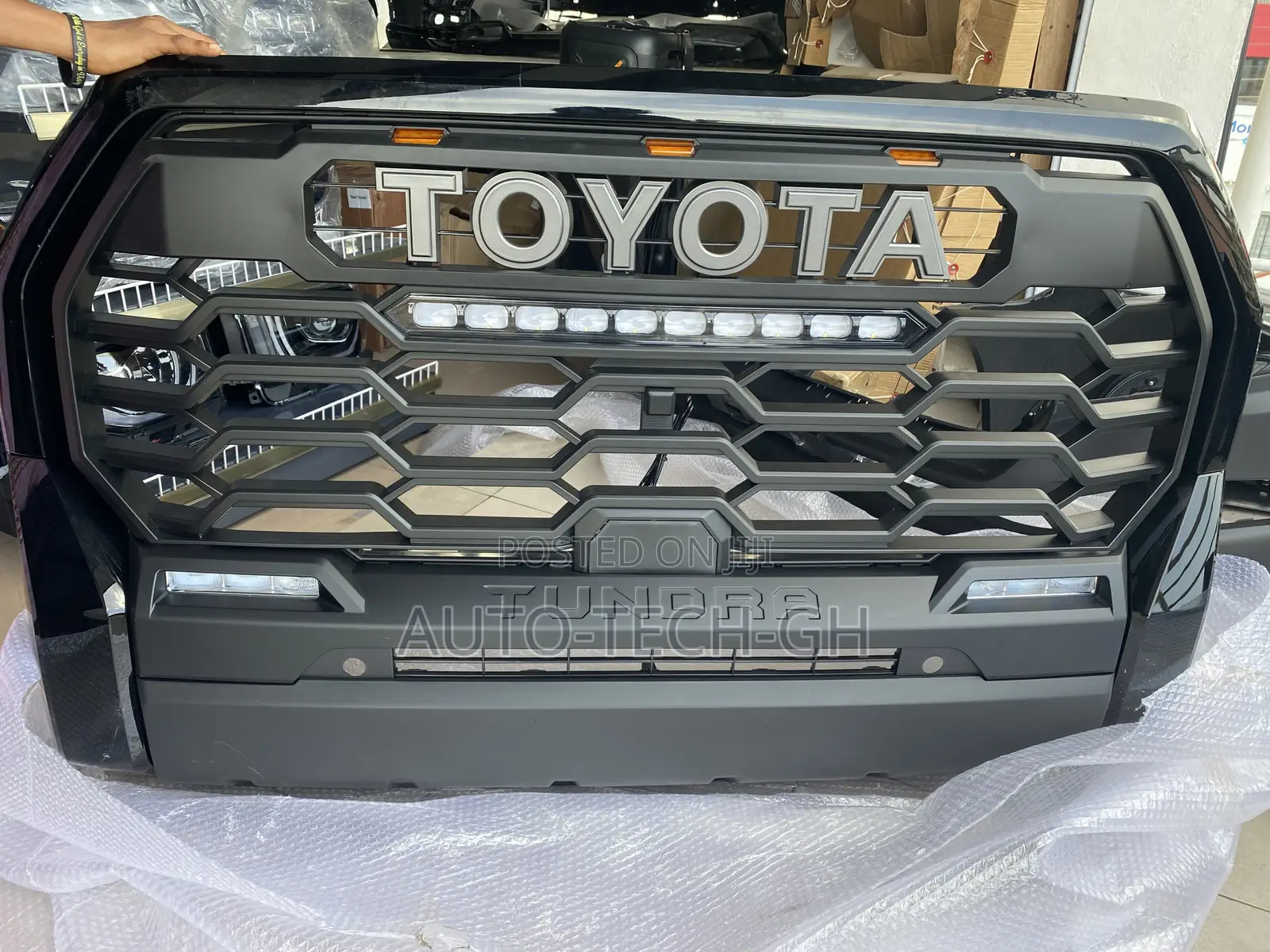Toyota Tundra 2024 Front Grilles