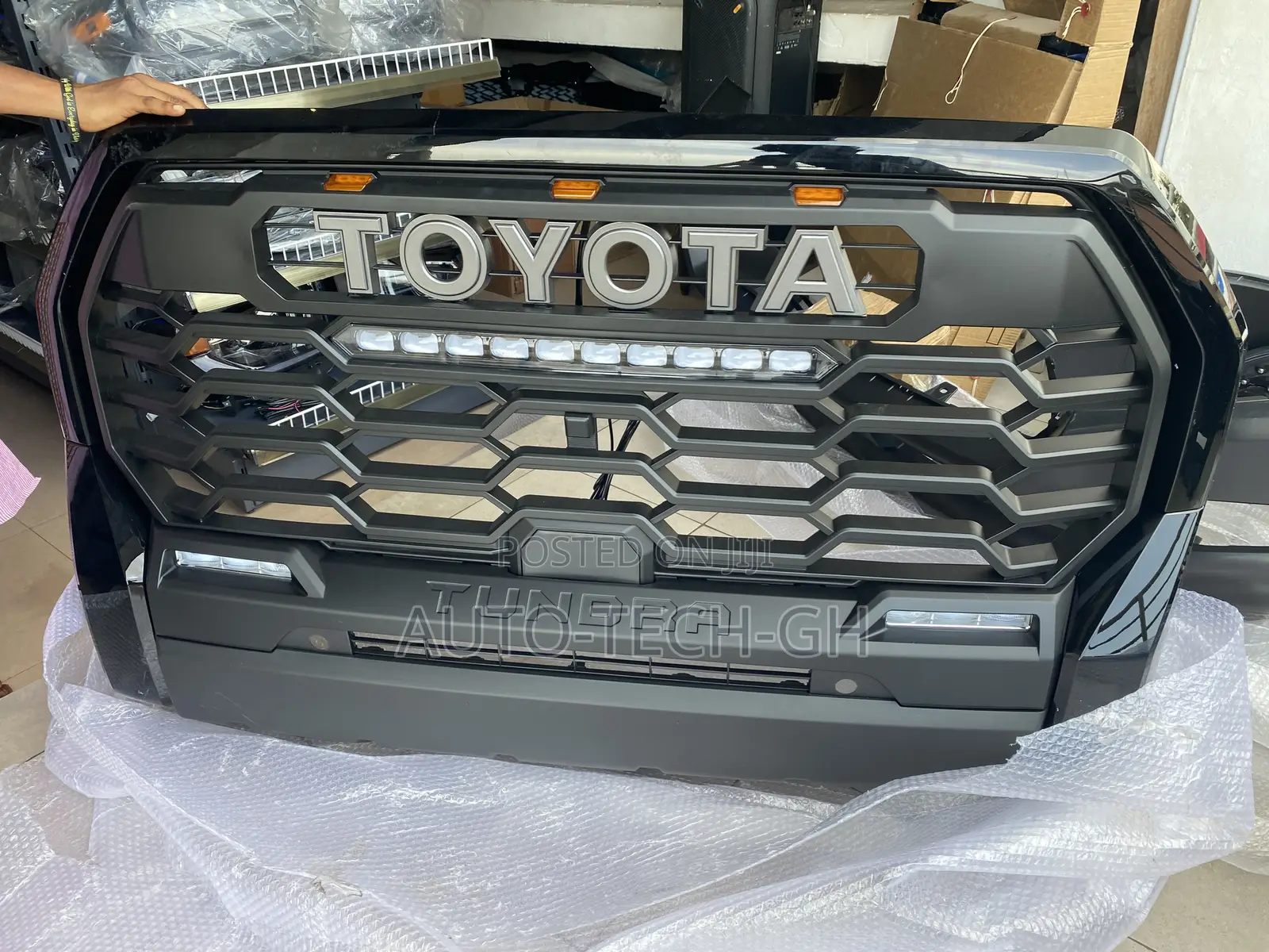 Toyota Tundra 2024 Front Grilles
