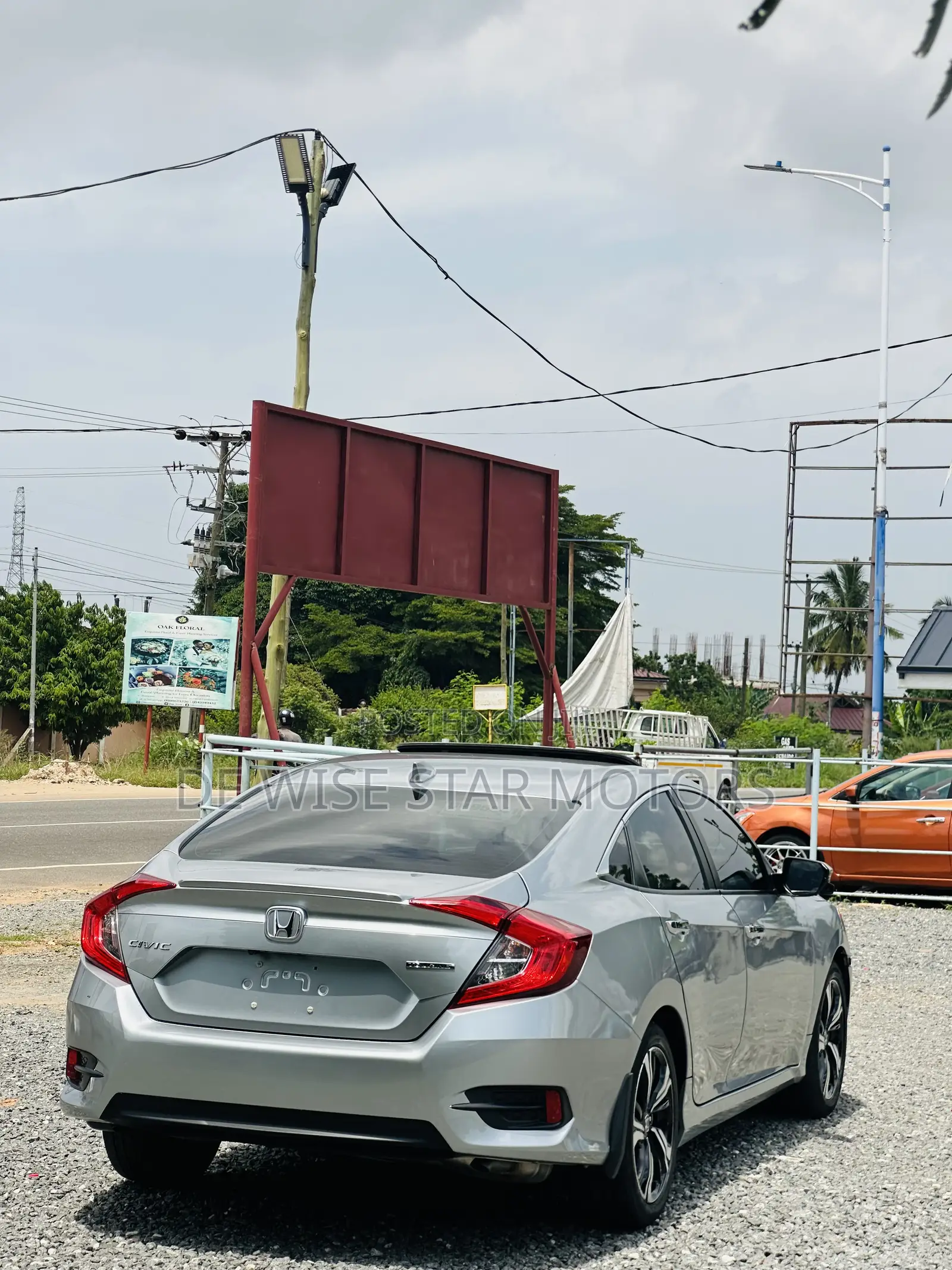 Honda Civic Touring 4dr Sedan (1.5L 4cyl) 2016 Silver