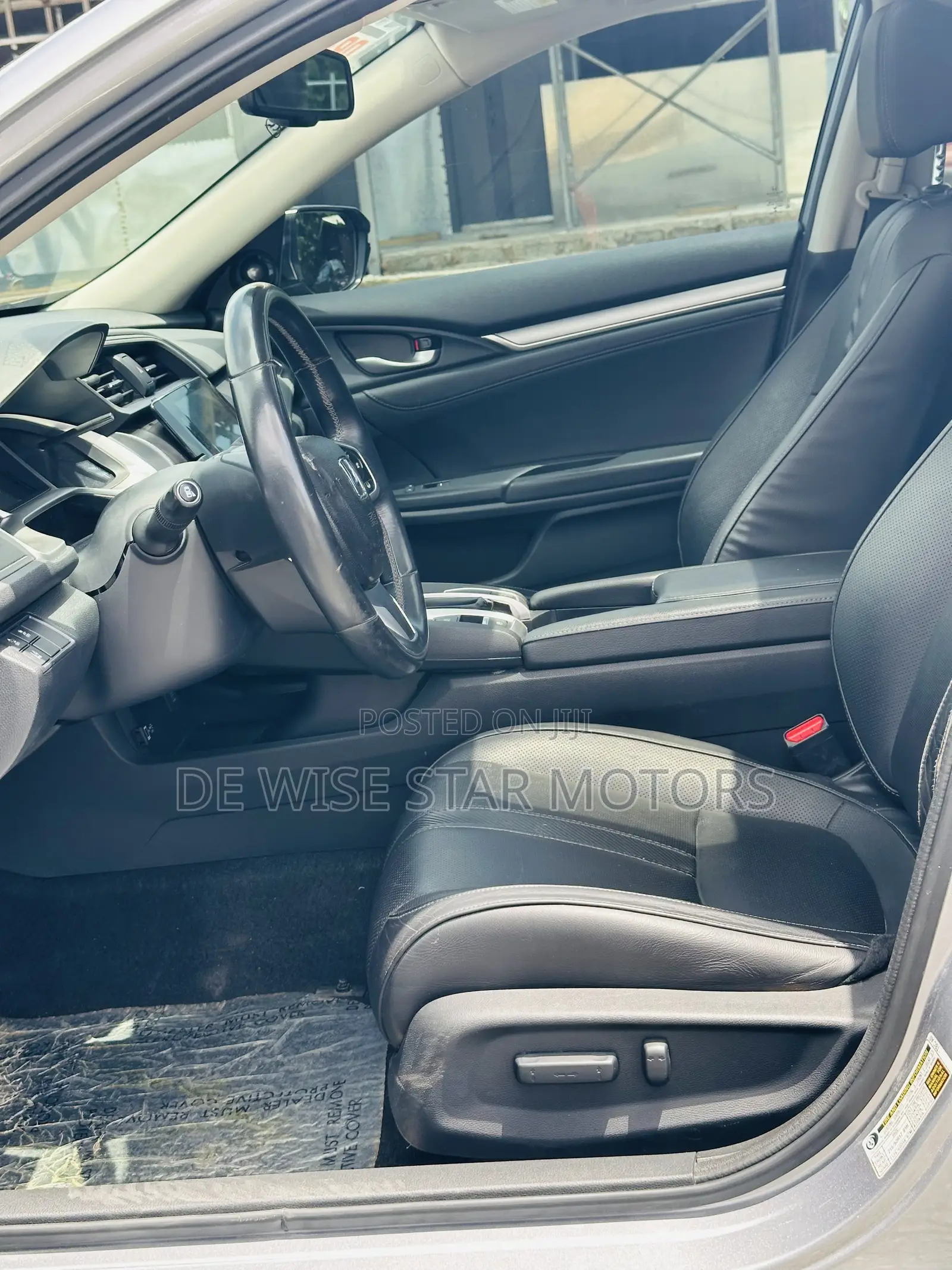 Honda Civic Touring 4dr Sedan (1.5L 4cyl) 2016 Silver