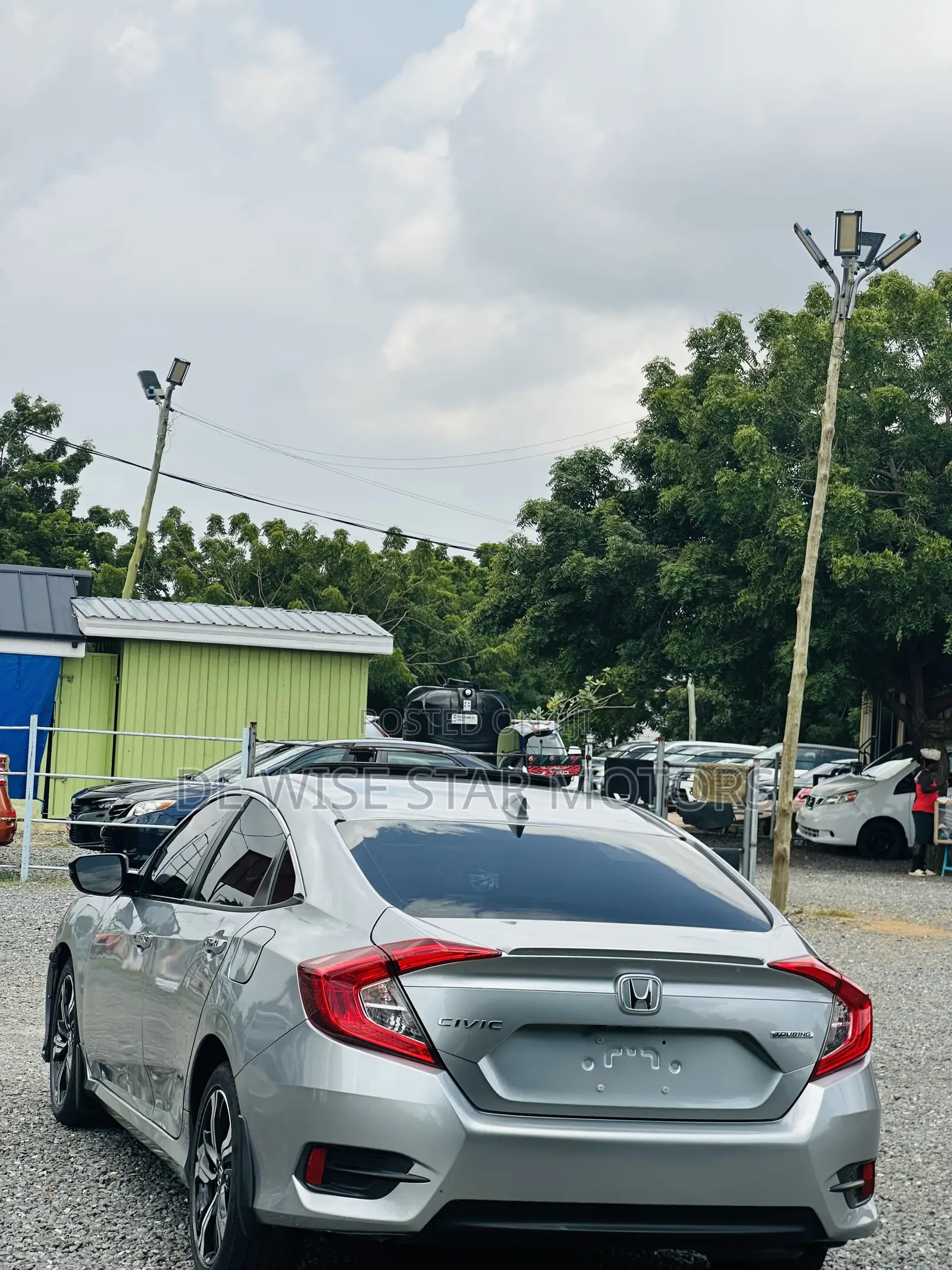 Honda Civic Touring 4dr Sedan (1.5L 4cyl) 2016 Silver