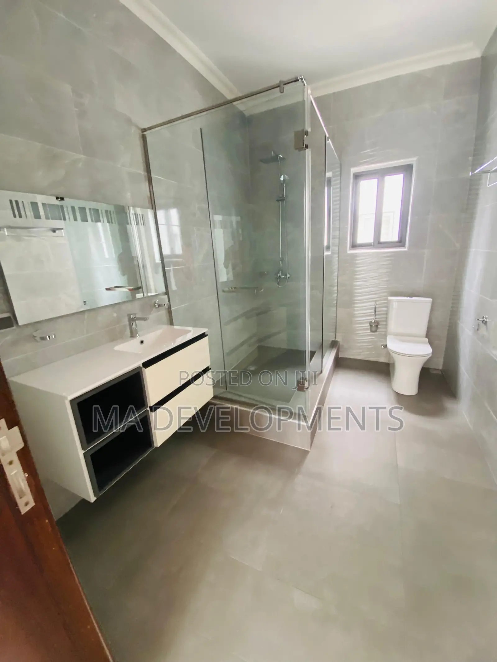 Furnished 5bdrm Townhouse / Terrace for rent