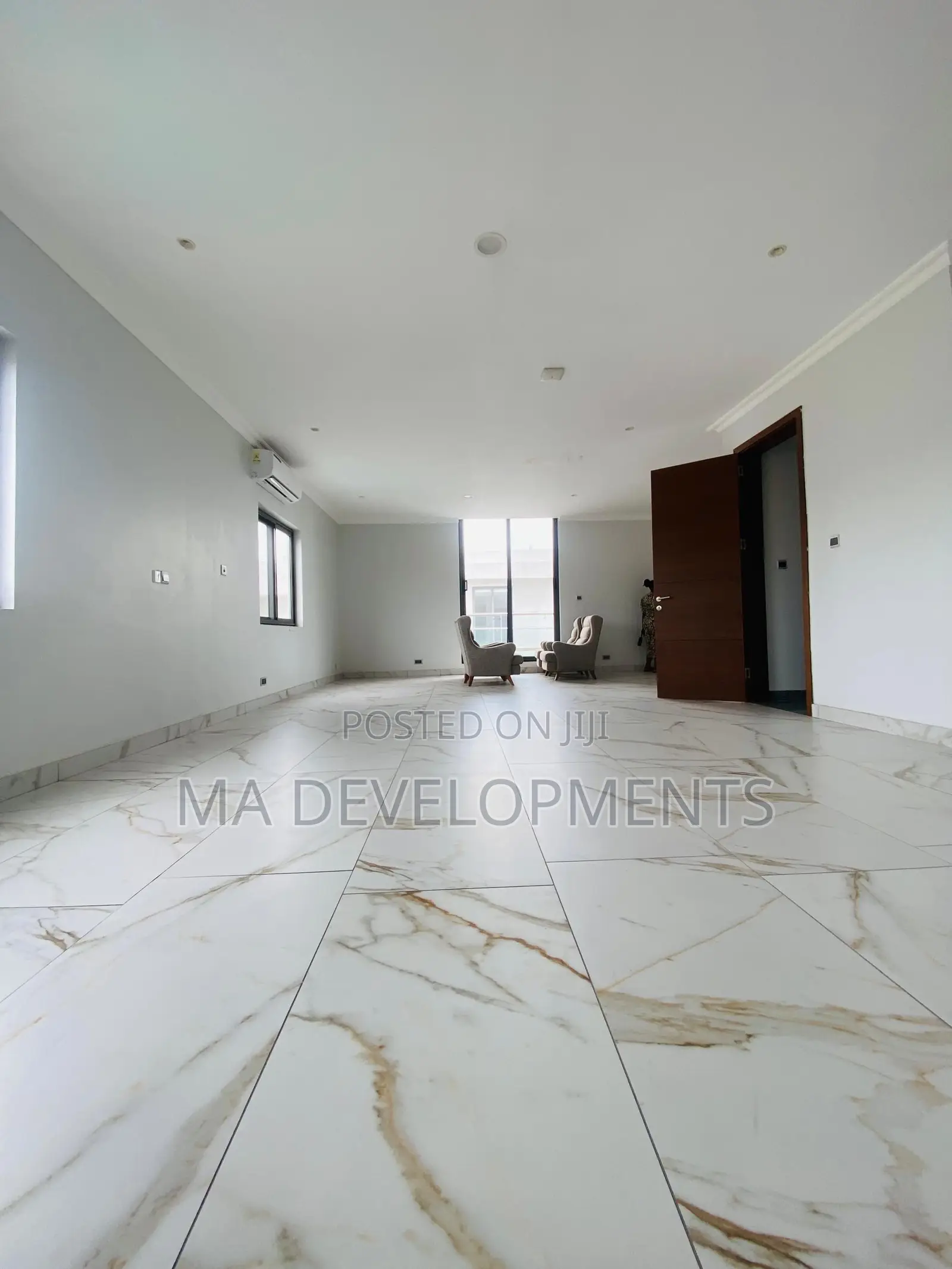 Furnished 5bdrm Townhouse / Terrace for rent