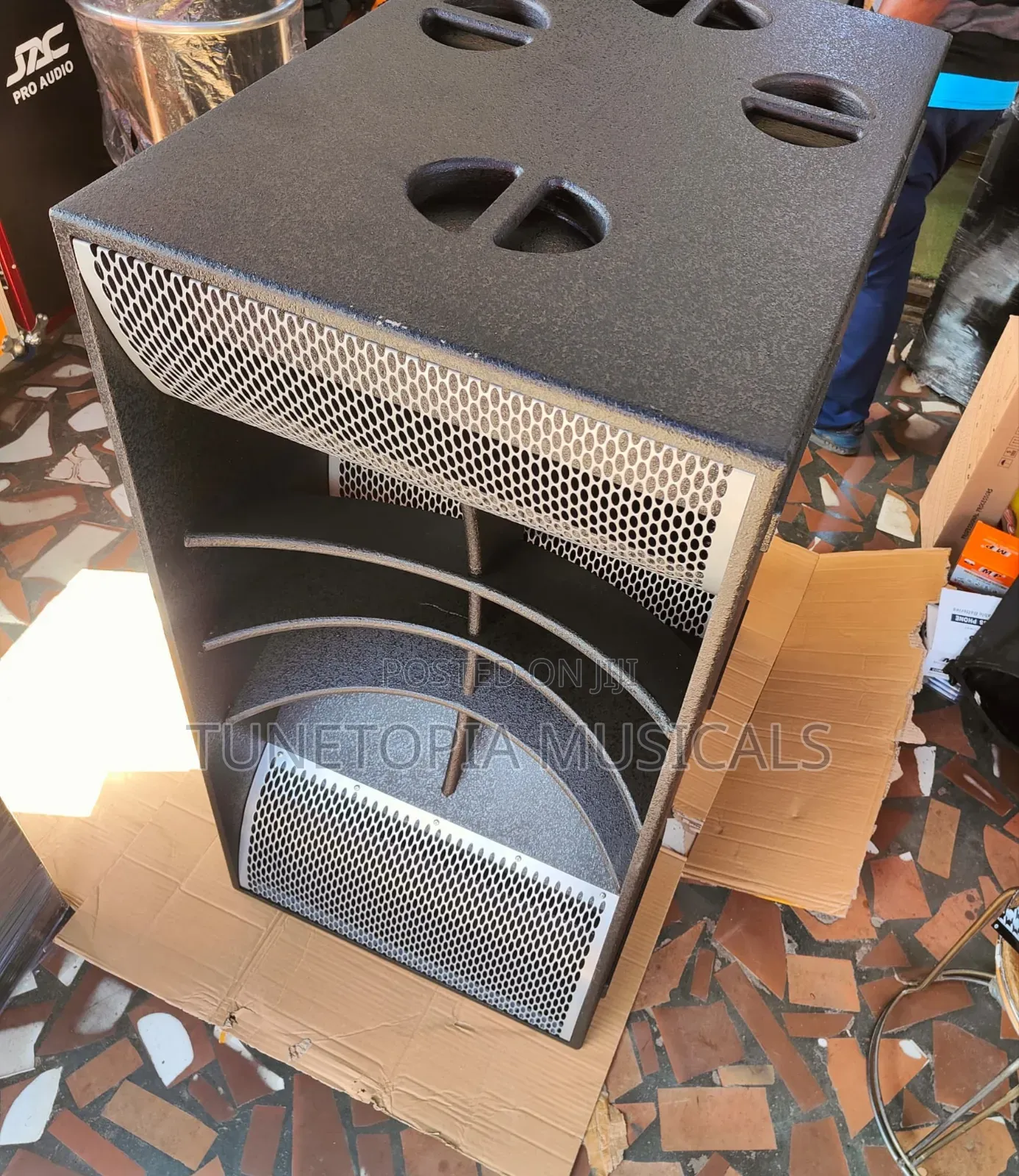 Martin Audio Ama-218s 18” Double Speaker(Double Bass/ Sub).