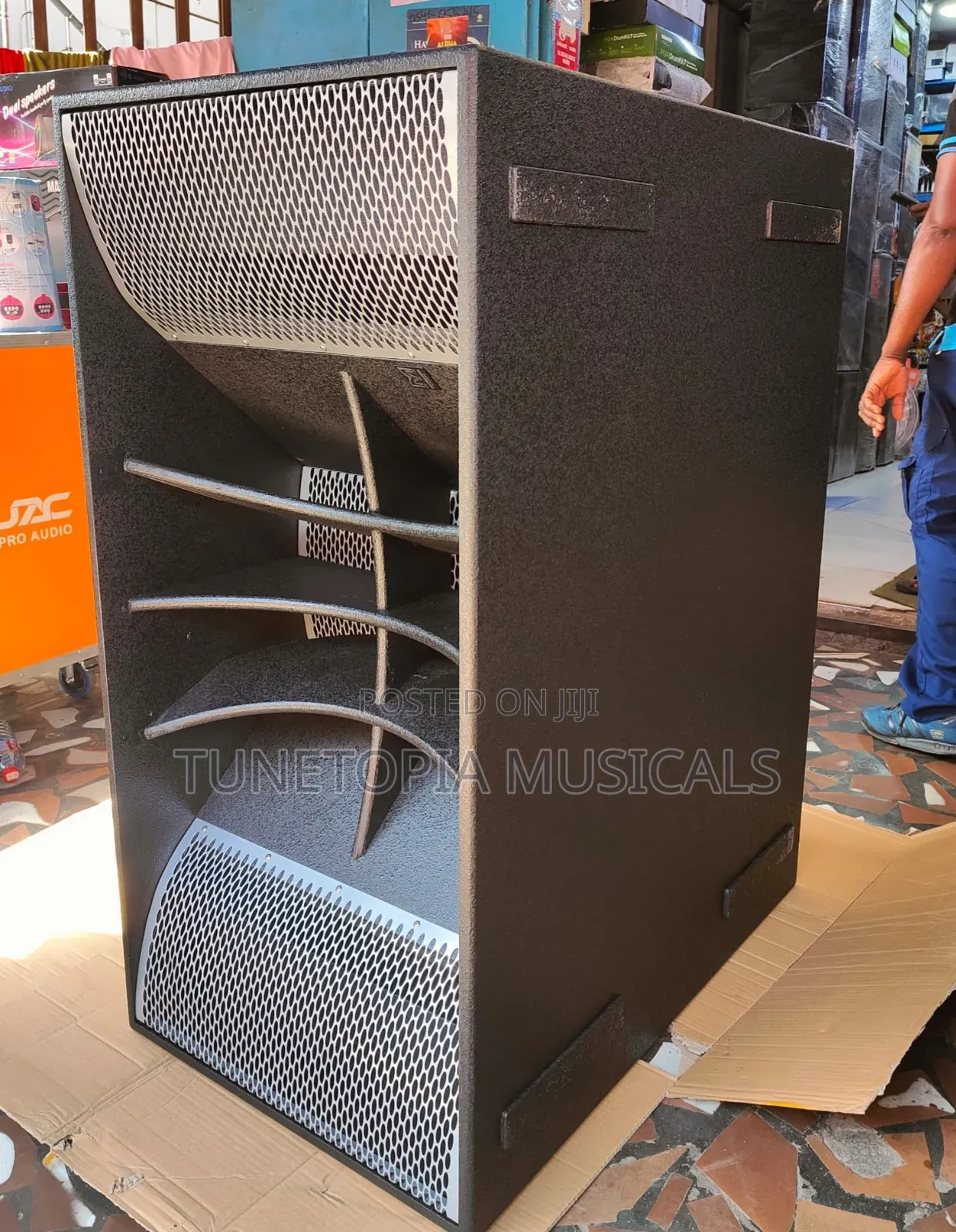 Martin Audio Ama-218s 18” Double Speaker(Double Bass/ Sub).