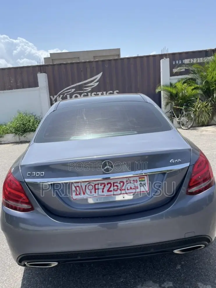 Mercedes-Benz C300 2017 Gray