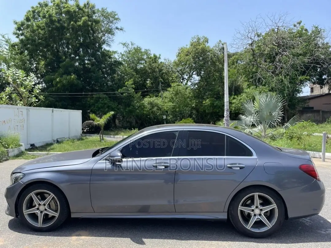 Mercedes-Benz C300 2017 Gray