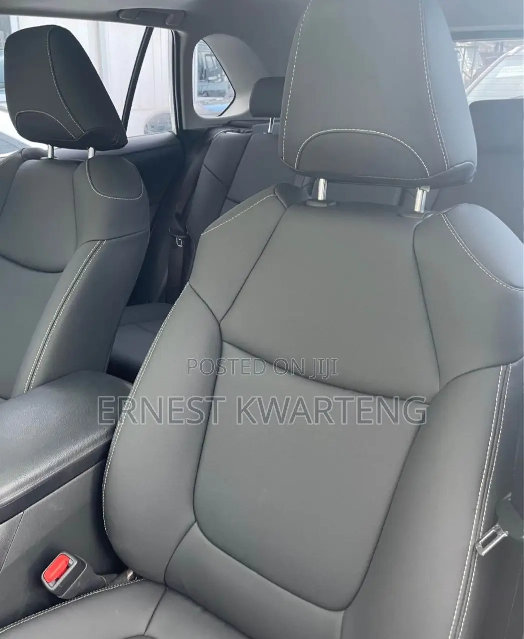 Toyota RAV4 XLE Premium 2021 White