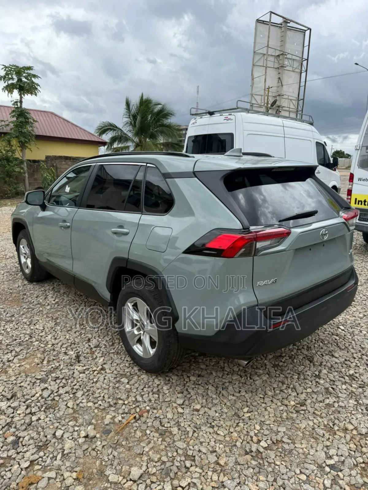 Toyota RAV4 2022 Green