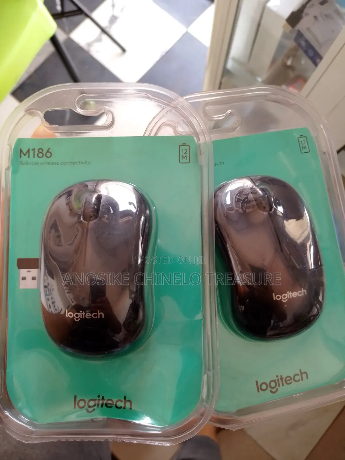 M186 Logitech Mouse
