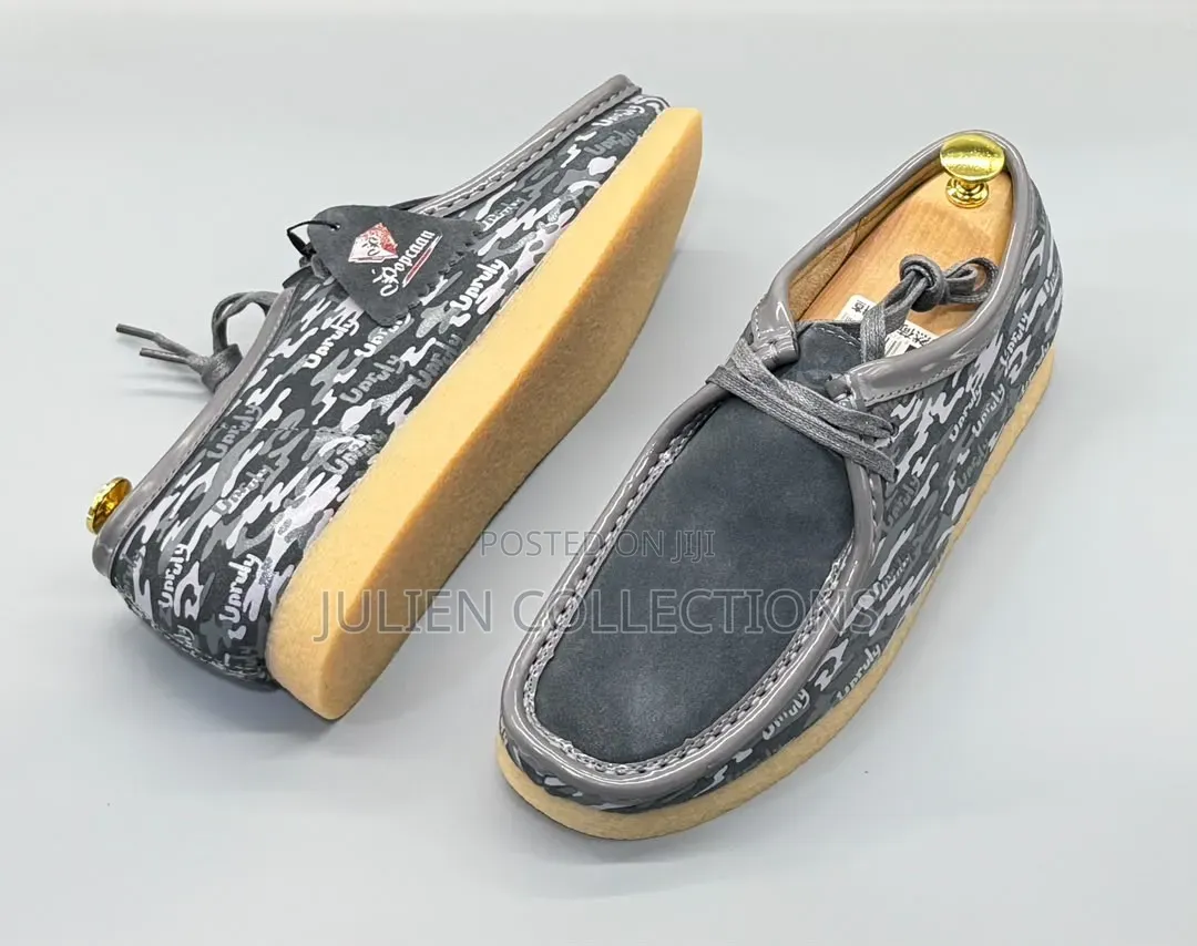 Original Clarks Wallabees Grey
