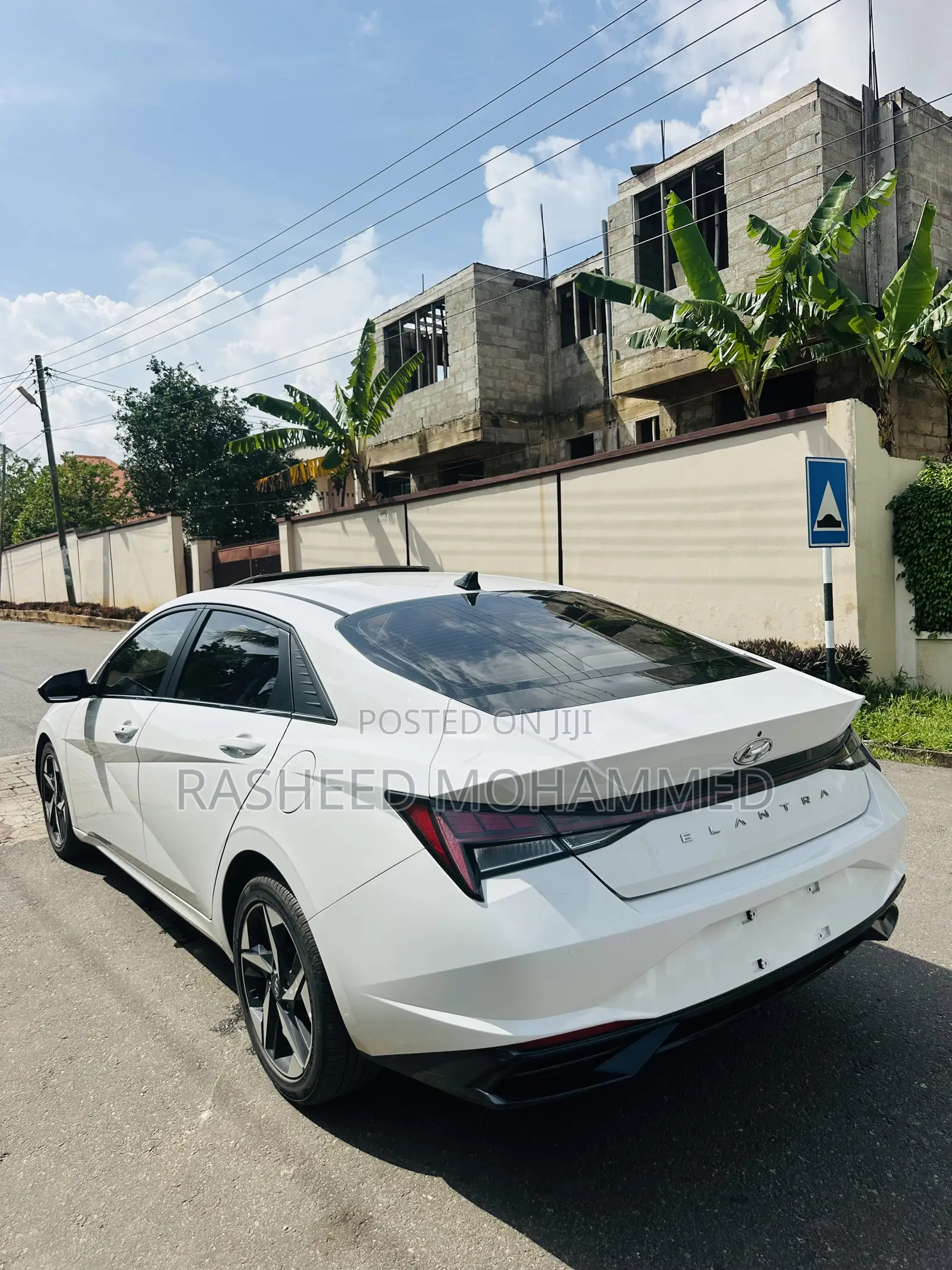Hyundai Elantra Limited 2023 White