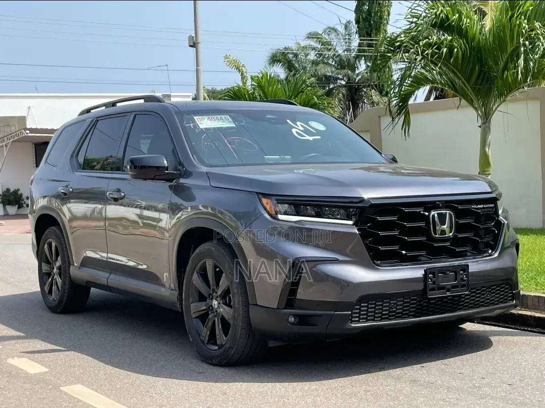 Honda Pilot Black Edition AWD 2025 Gray