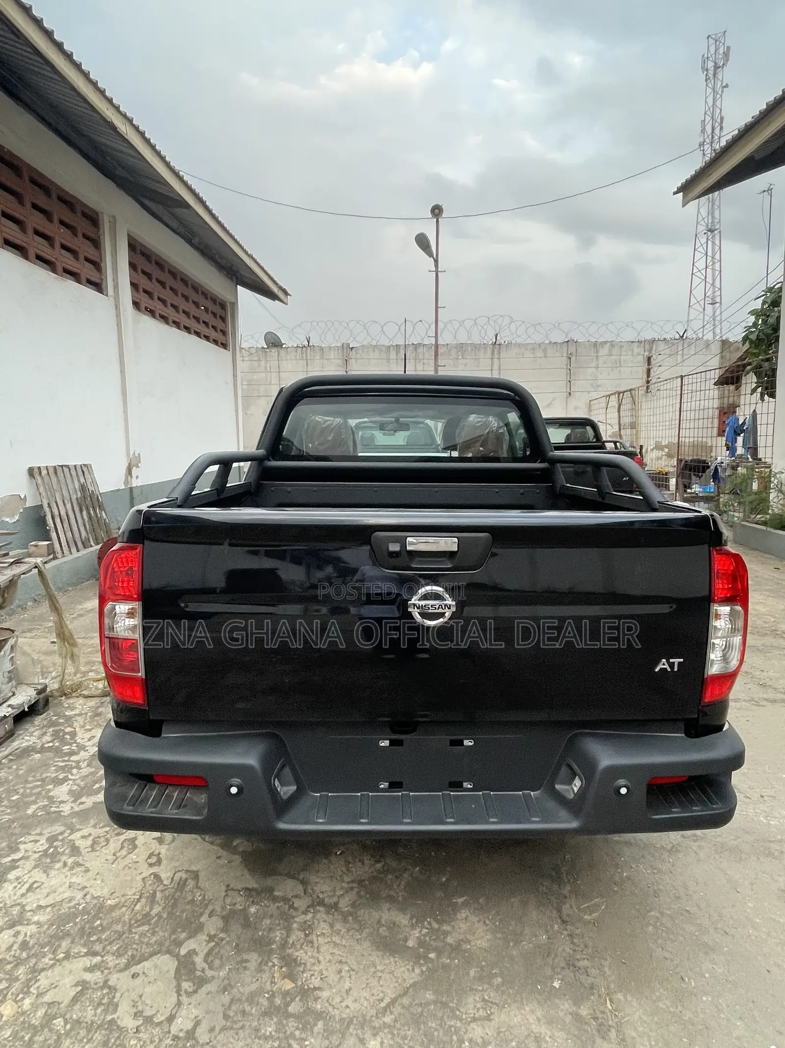 New Nissan Pick-Up 2025 Black