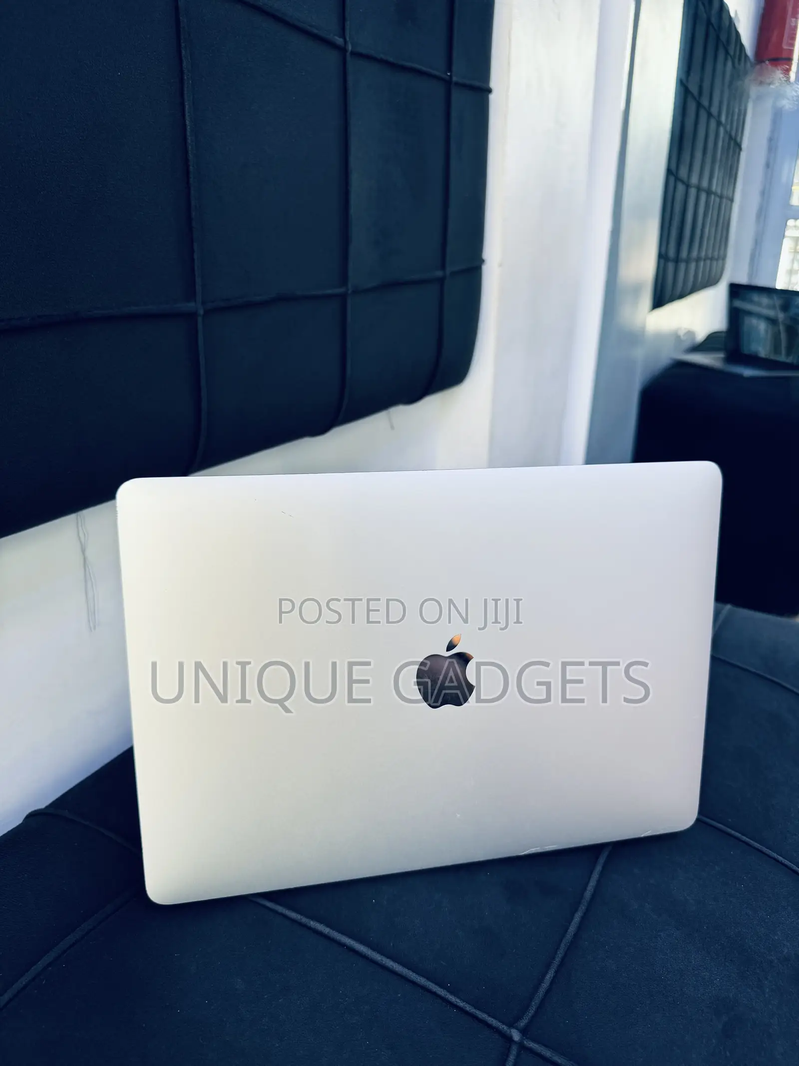 Laptop Apple MacBook Pro 2020 M1 8GB Apple M1 SSD 256GB