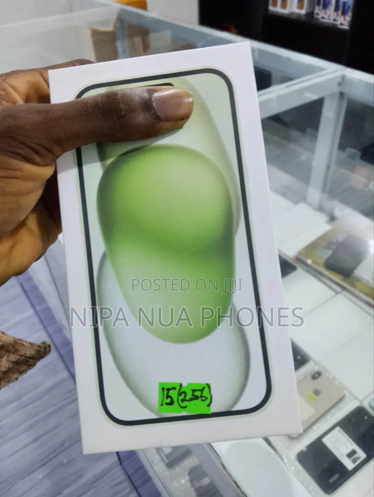 New Apple iPhone 15 256 GB Green