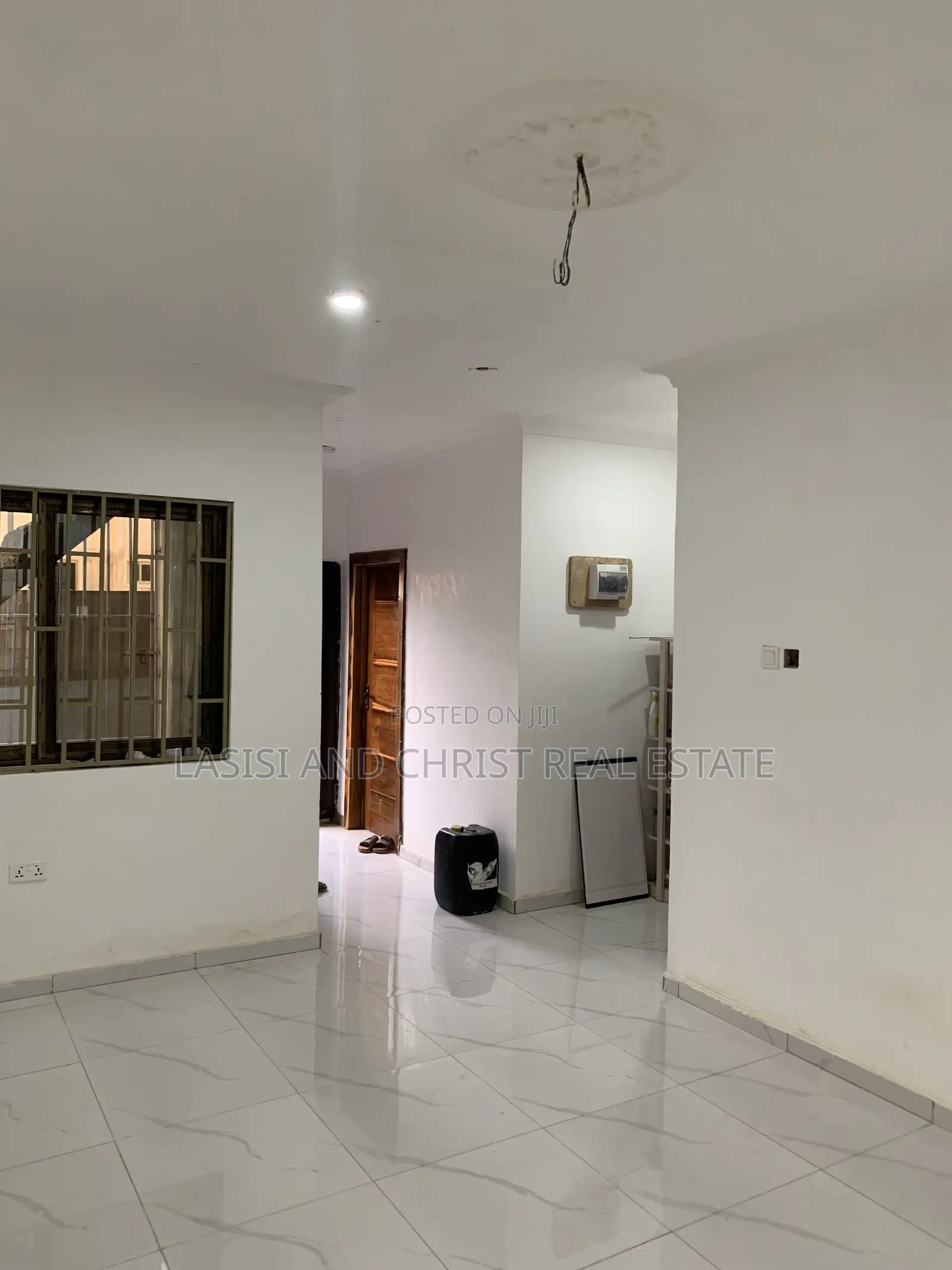 1bdrm Apartment in Lasisi And Christ, Amasaman for rent