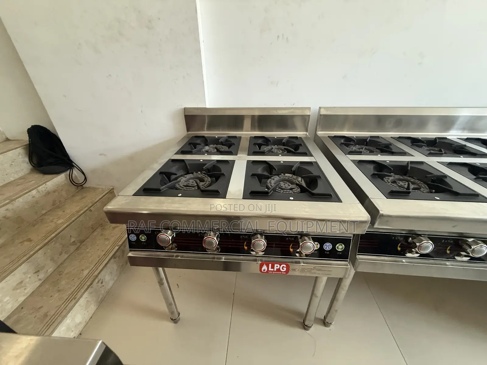 Commercial Standing 4 Burner Gas Stove