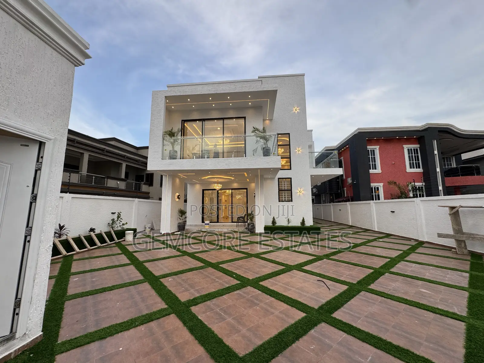 4bdrm House in Nanakrom, Ashaley Botwe for sale