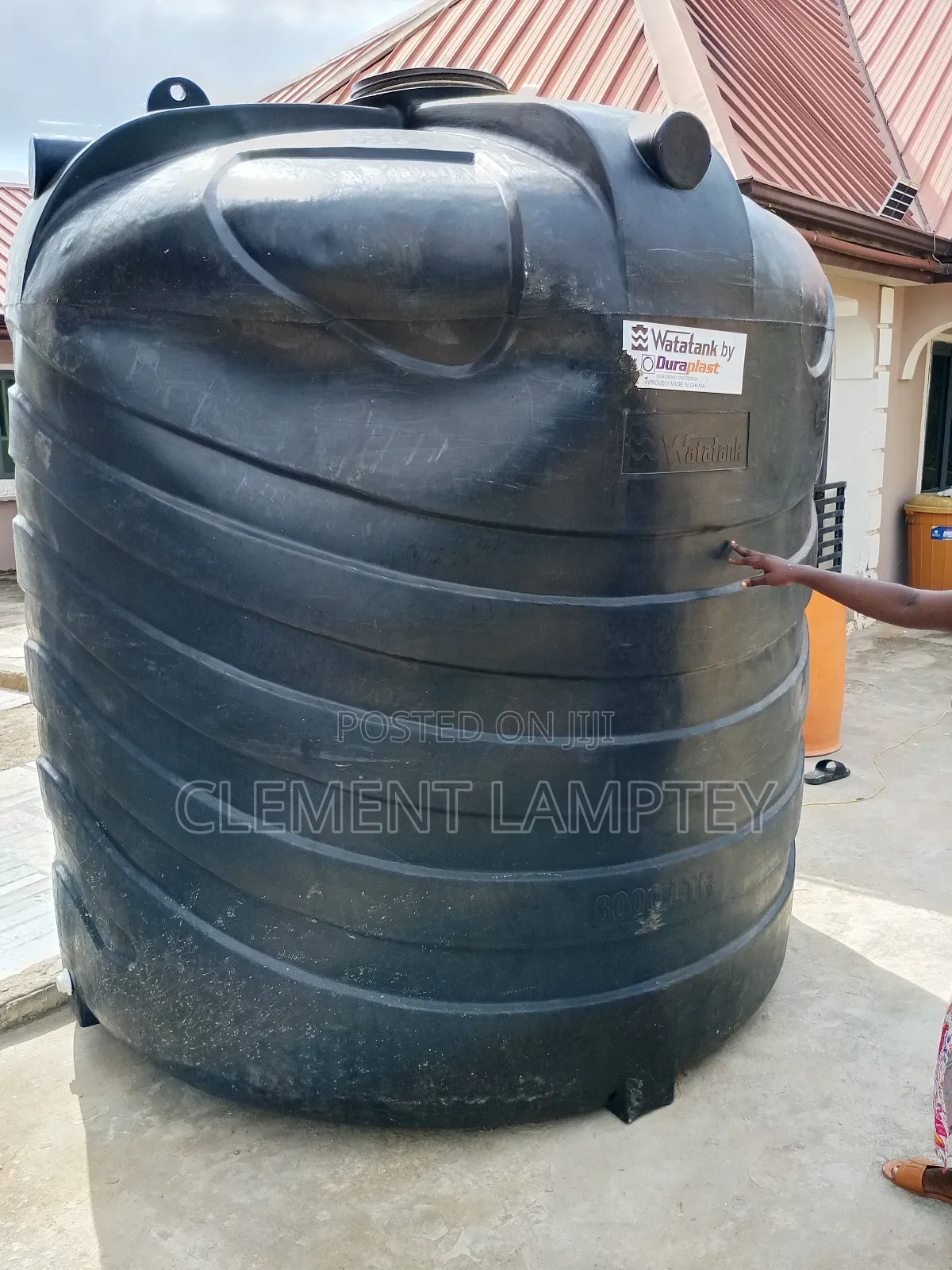 A 8000 Liter Watatank for Sale.