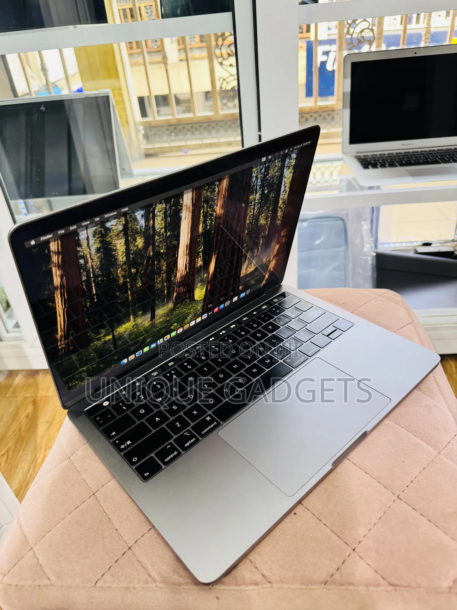 Laptop Apple MacBook Pro 2019 8GB Intel Core i5 SSD 128GB