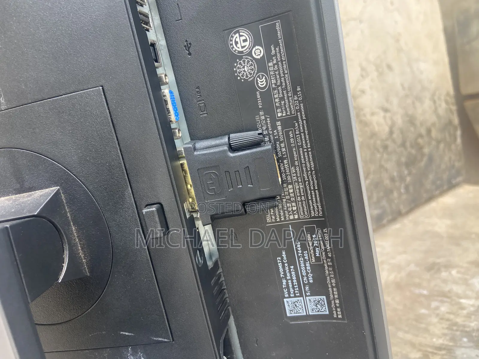 Dell 23 Inches
