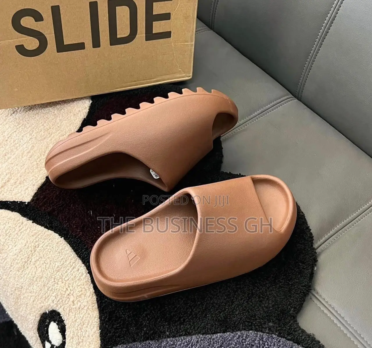 Adidas Yeezy Slides