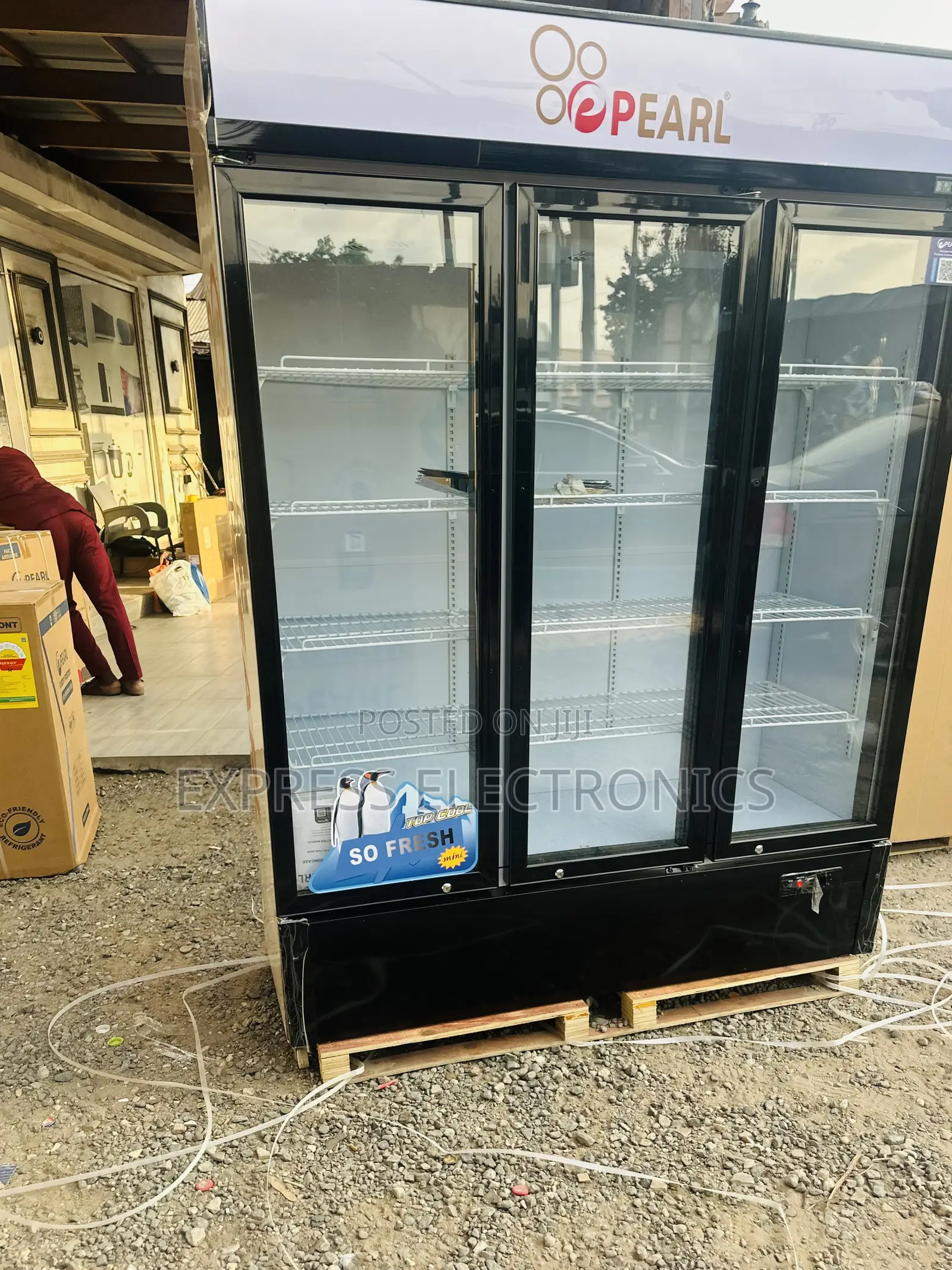 Very Cool Price Display Fridge Three Door Pearl PVC-1540