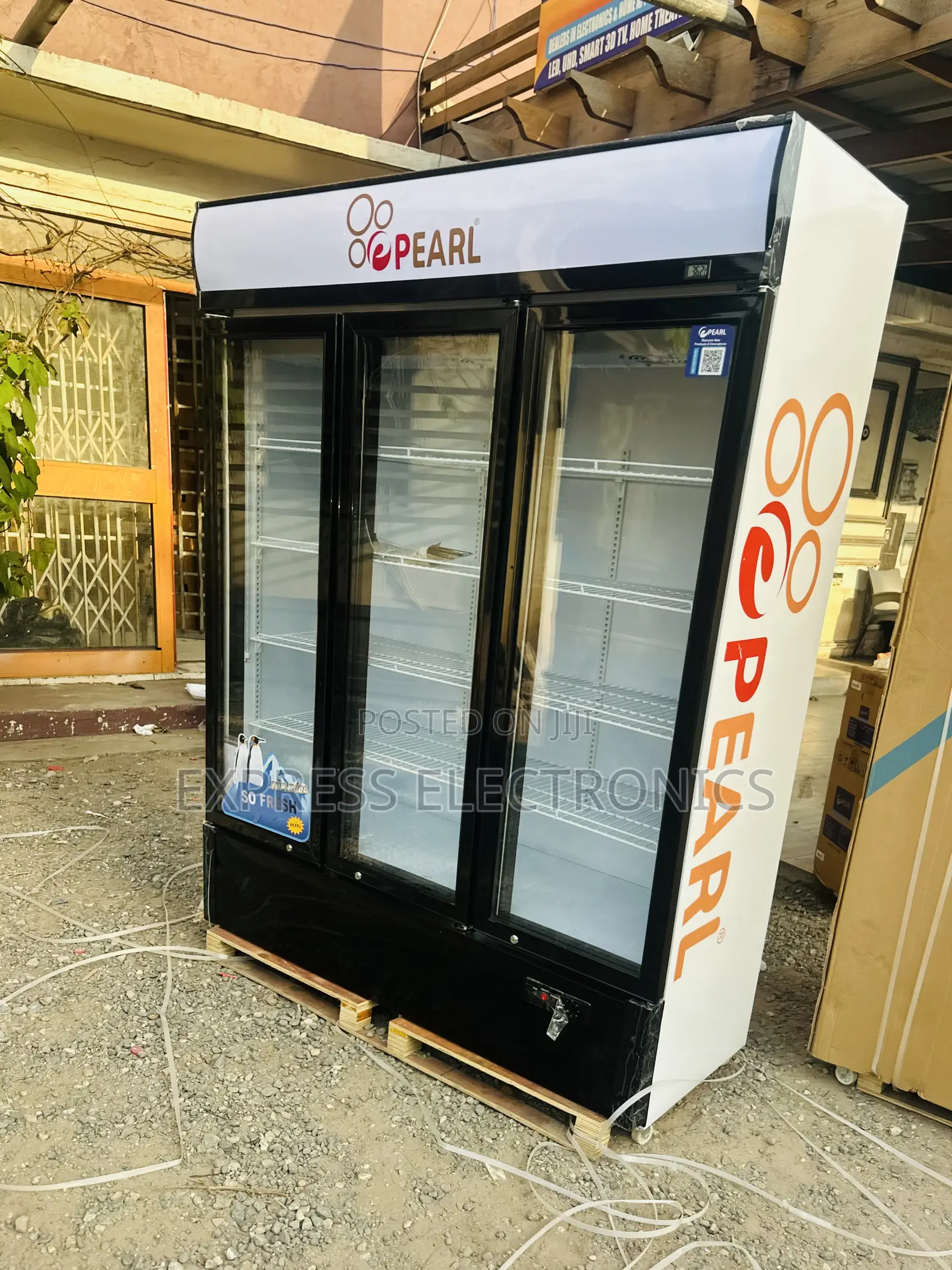 Eco Friendly Mode Three Door Pearl Display Fridge PVC-1540