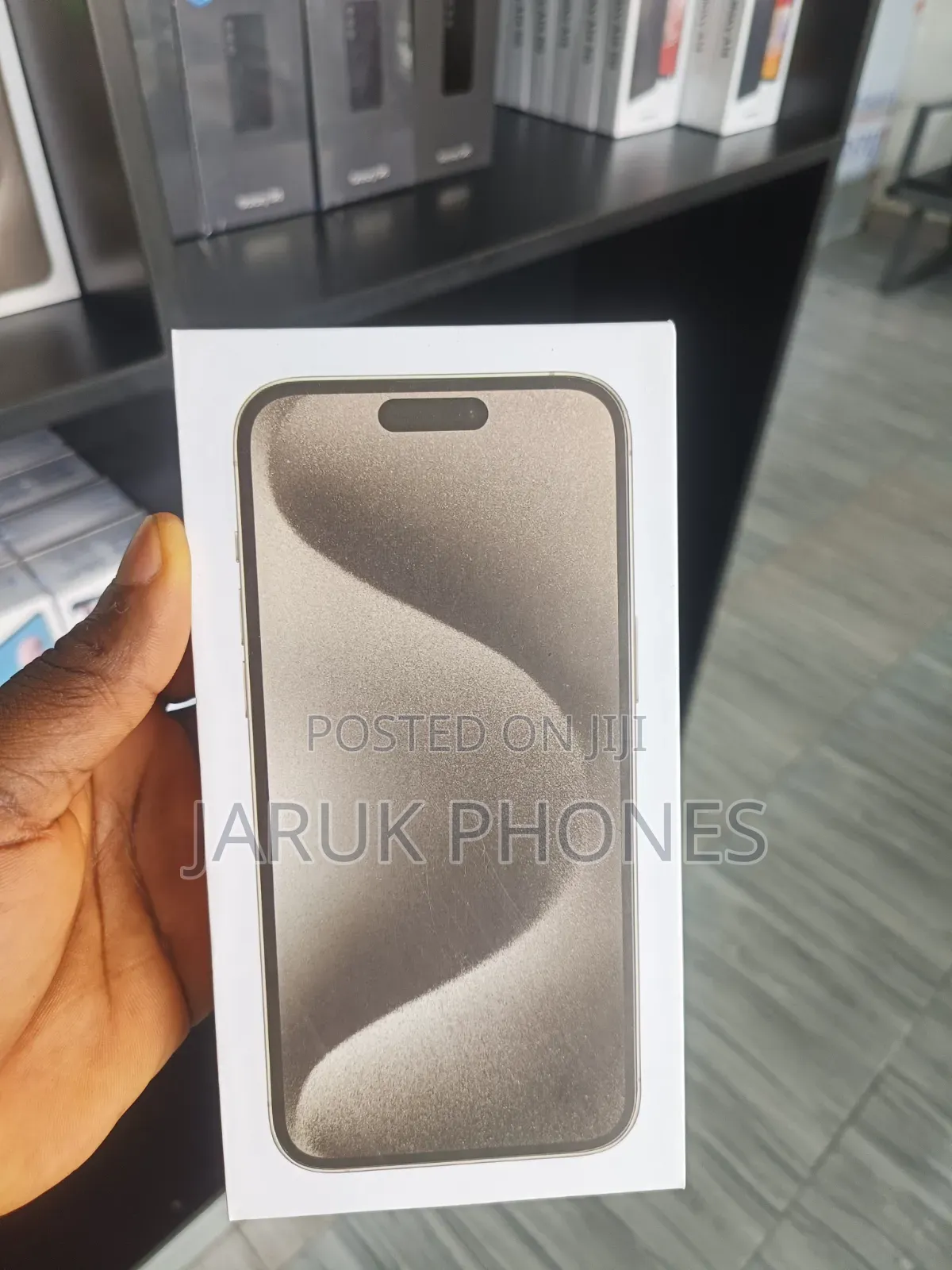 New Apple iPhone 15 Pro Max 256 GB Gray