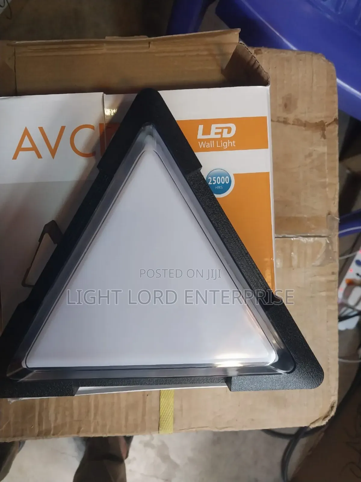 Triangle Led Wall Light