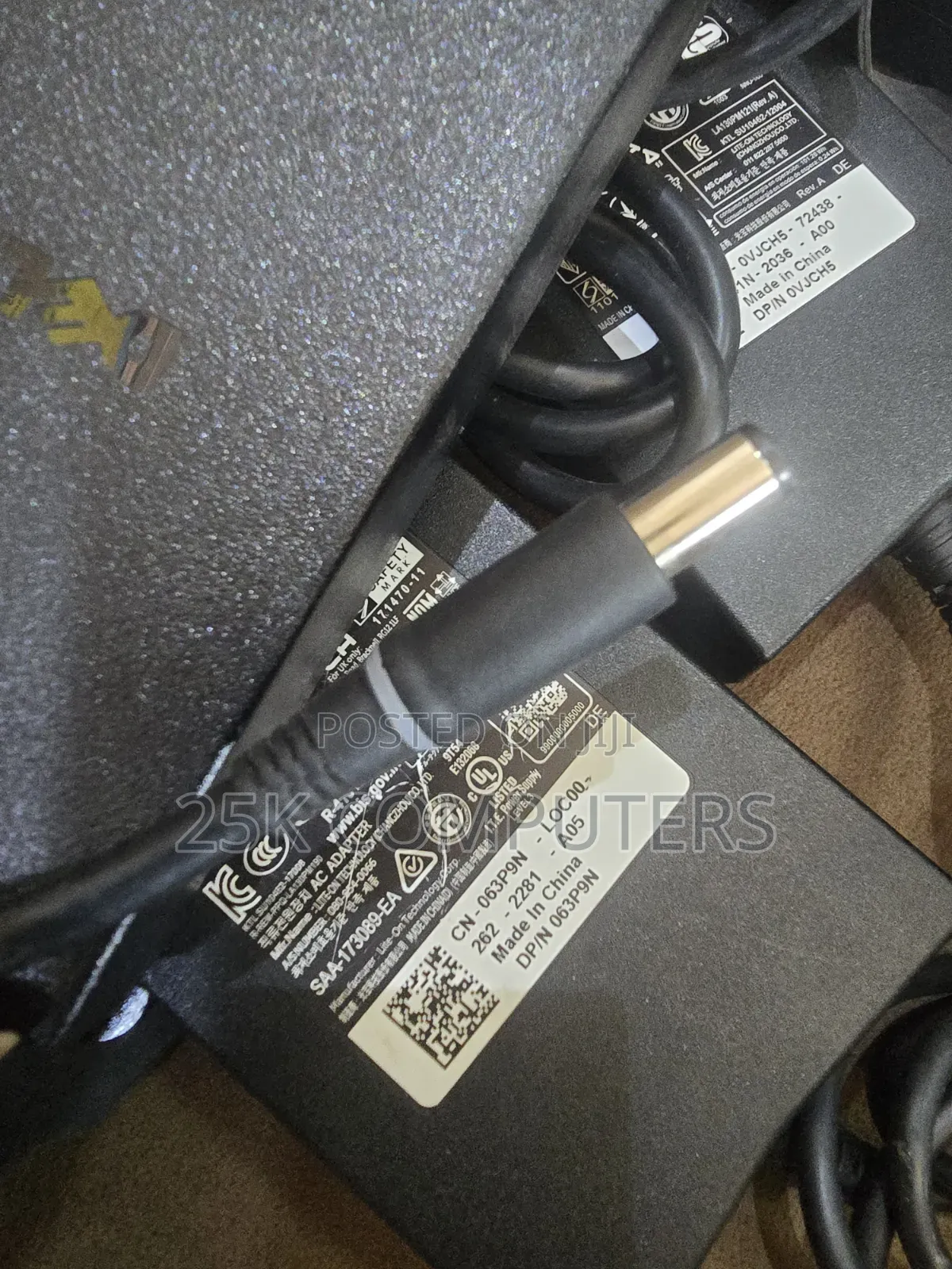 Dell 130 Watts Chargers for Laptops and Desktop