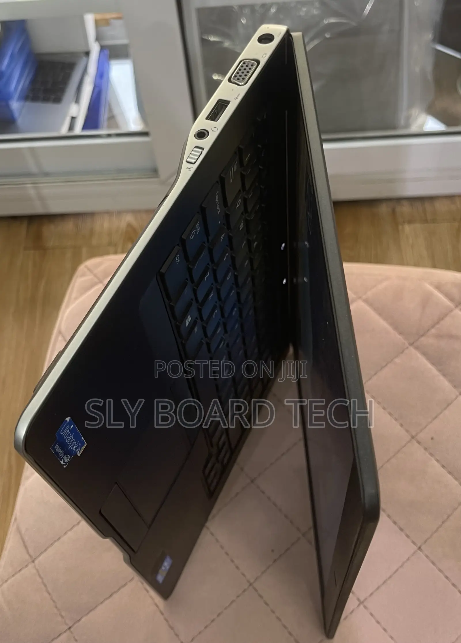 Laptop Dell Latitude 6430u 8GB Intel Core i5 SSD 128GB