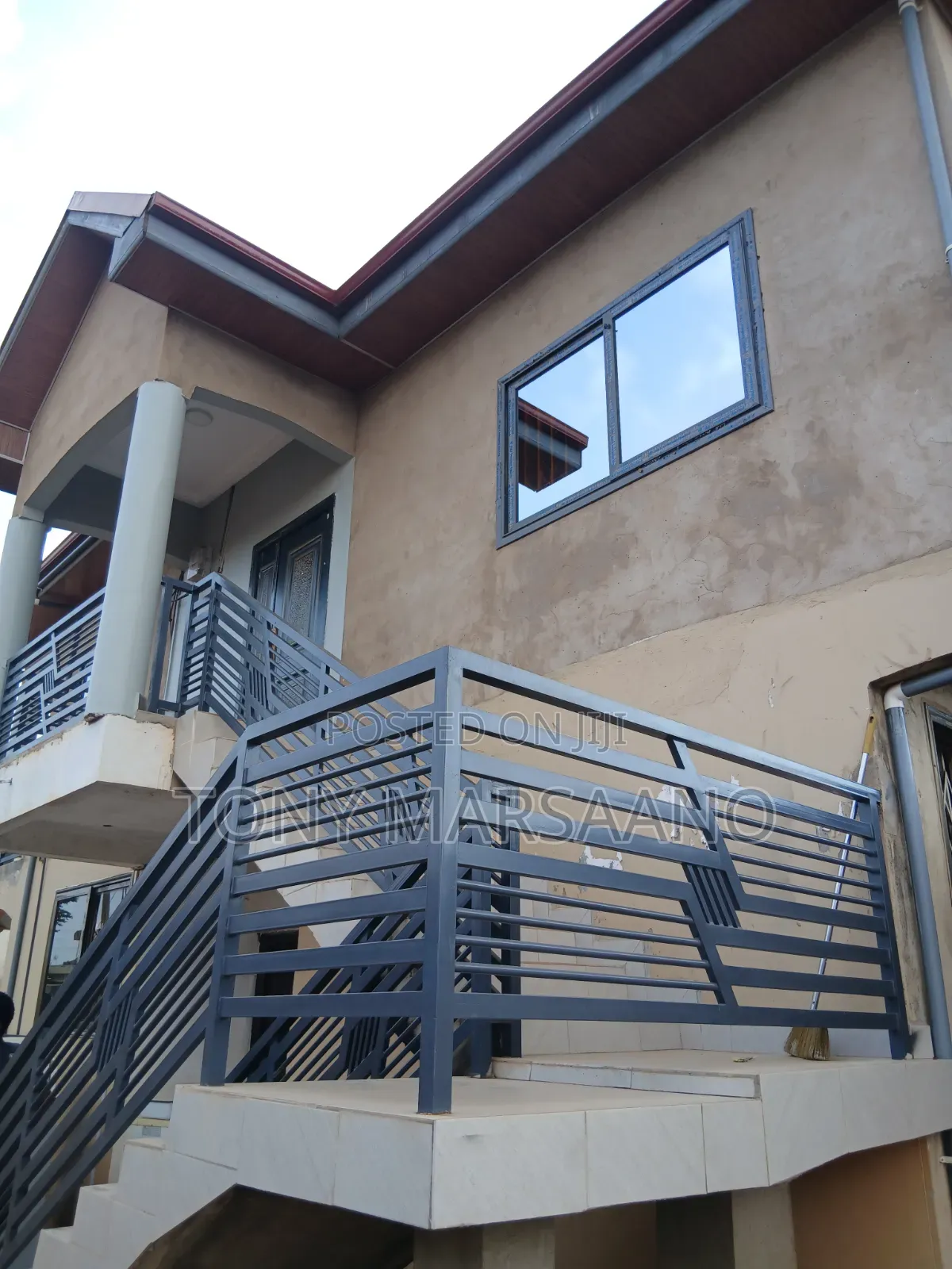 3bdrm Apartment in Haatso, Papao for rent