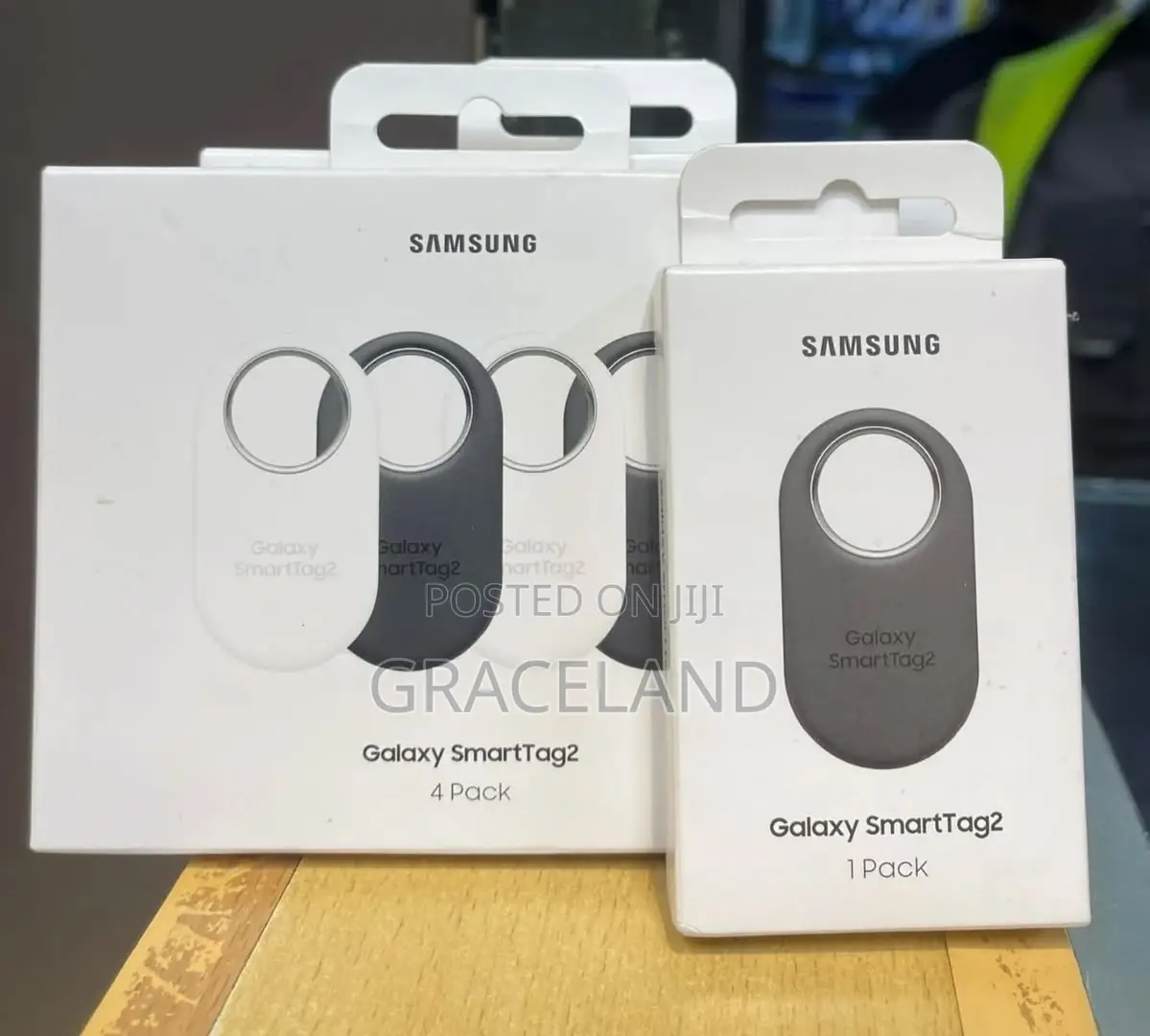 This Is Original Samsung Galaxy Smart Tag 2 4in1 Set Available