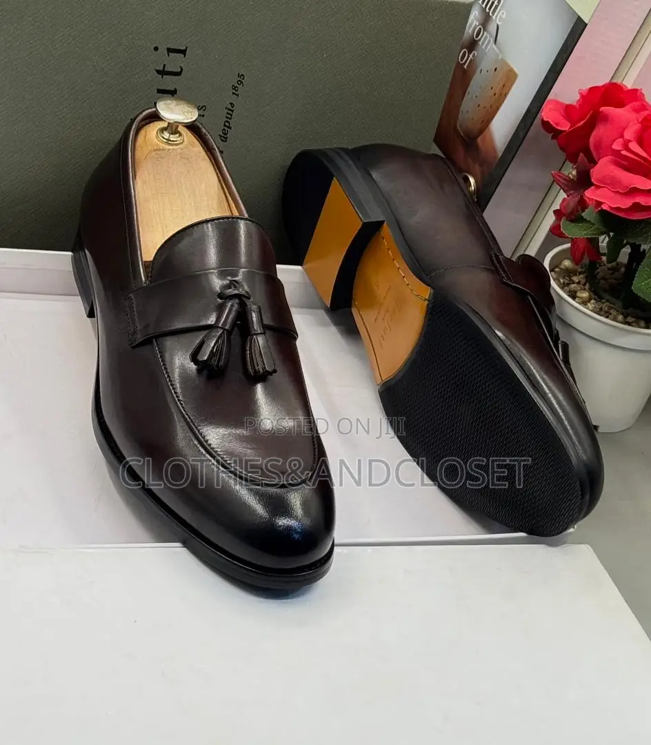 Black Leather Tassel Loafers Resemble Designs From Brands