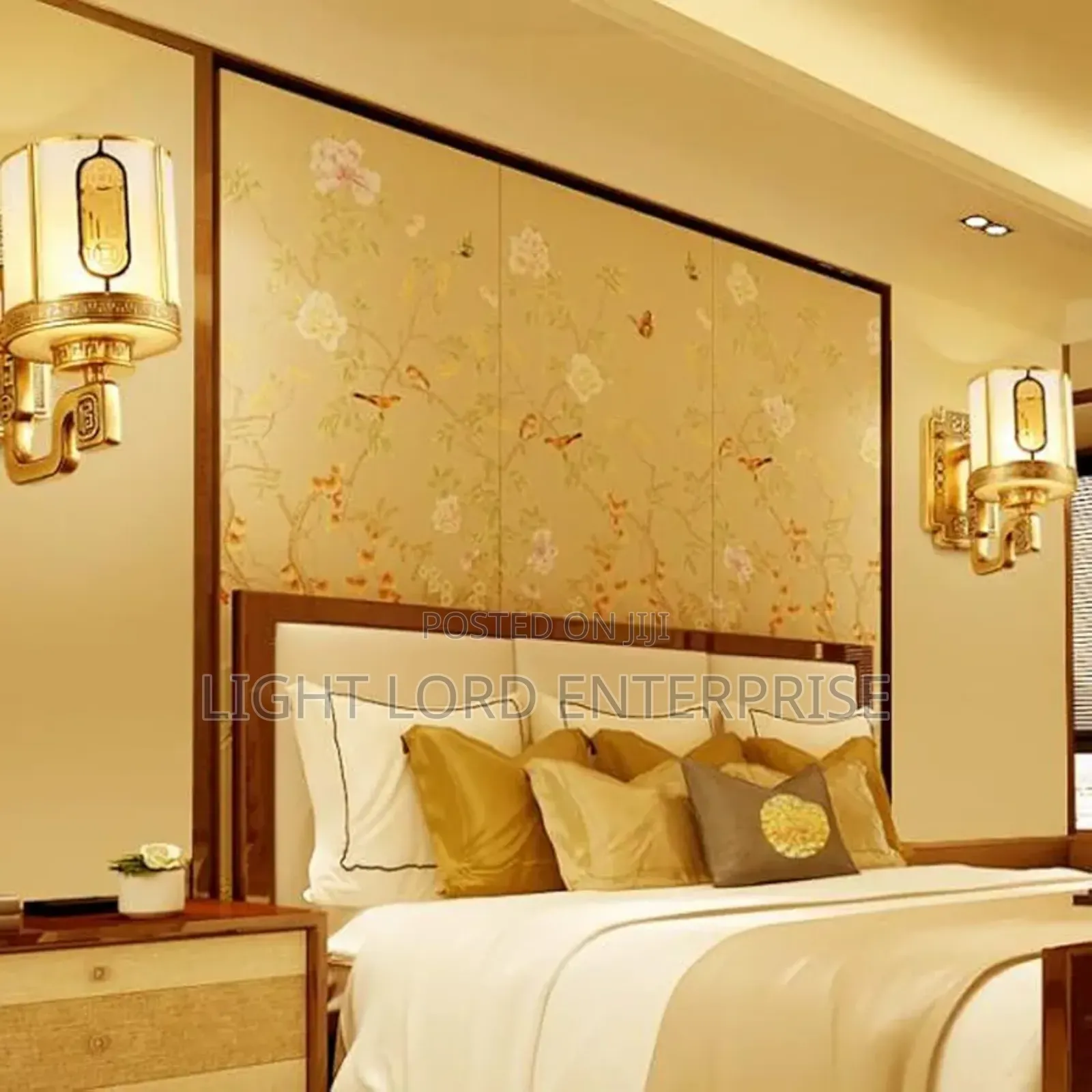 Gucci Corner Wall Light