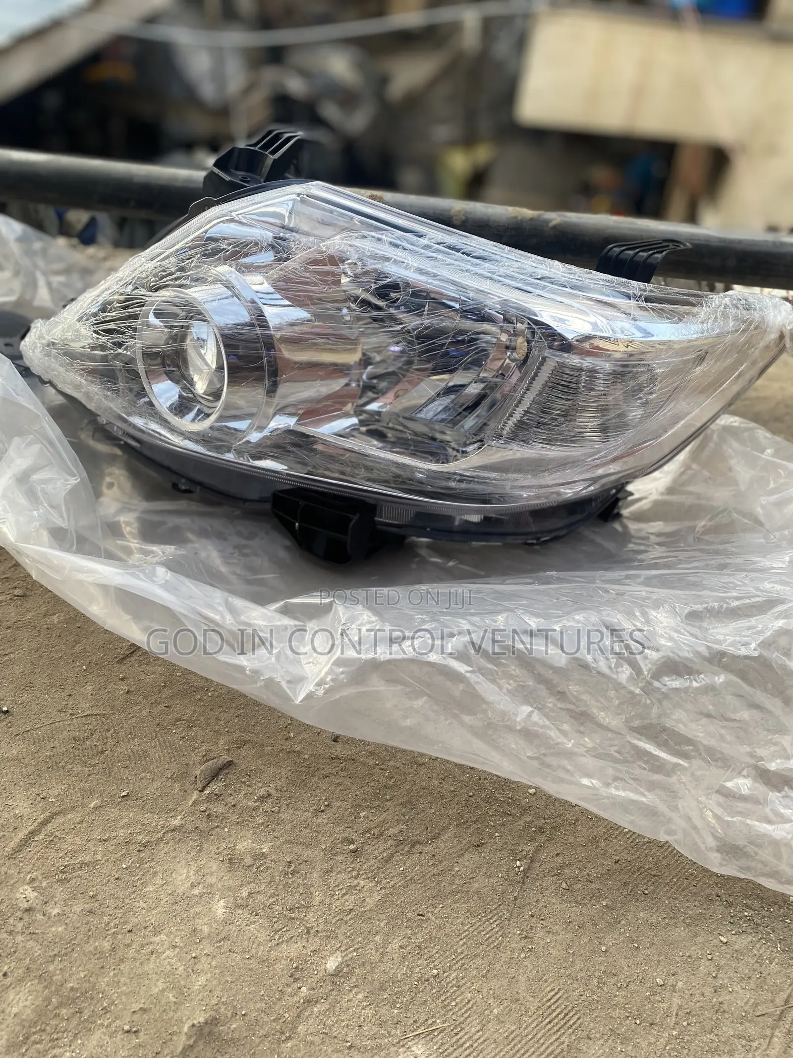 Toyota Fortuner 2014 Headlight Pair