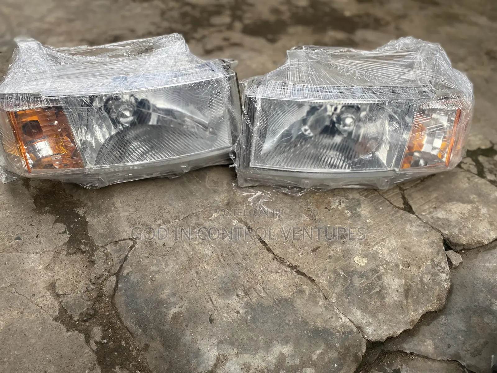 Scion Xa 2005 Headlight