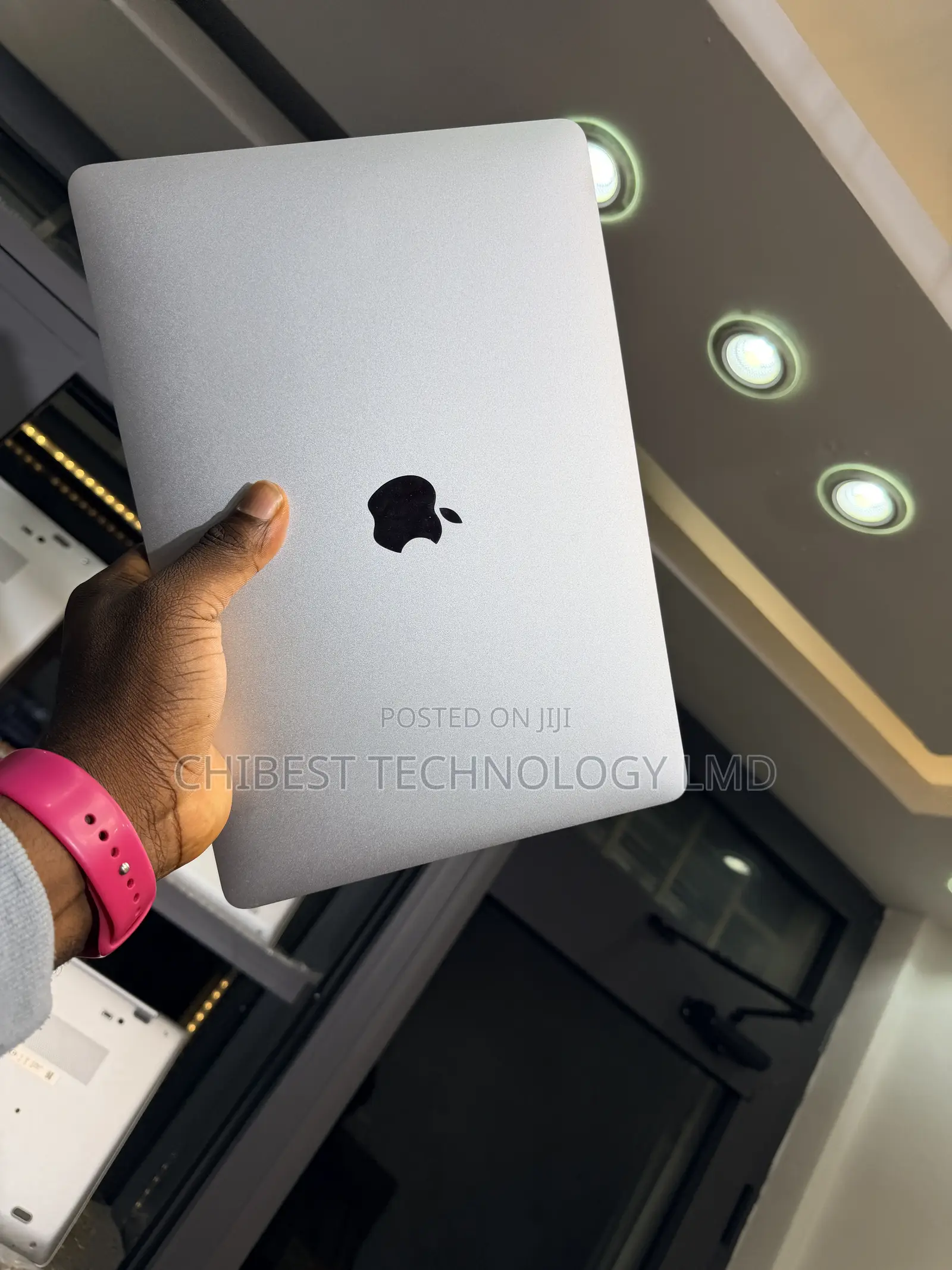 Laptop Apple MacBook Pro 2019 8GB Intel Core i5 SSD 256GB