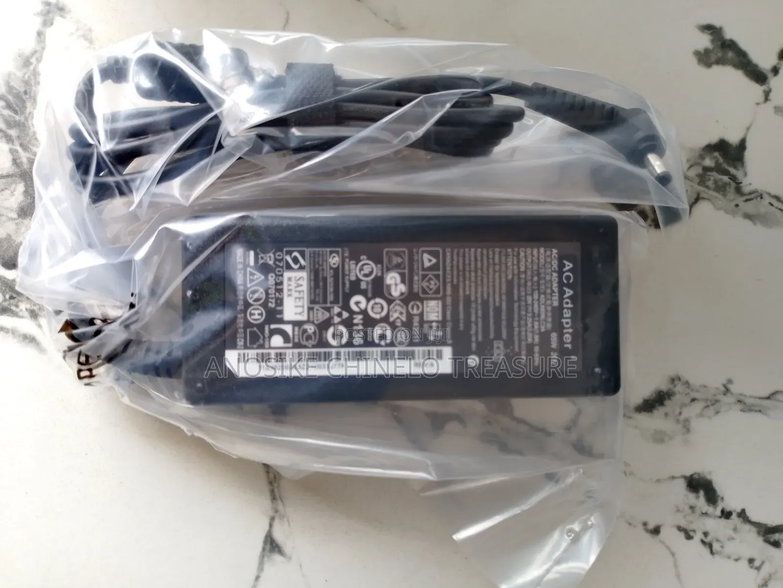 Lenovo Small Pin Charger