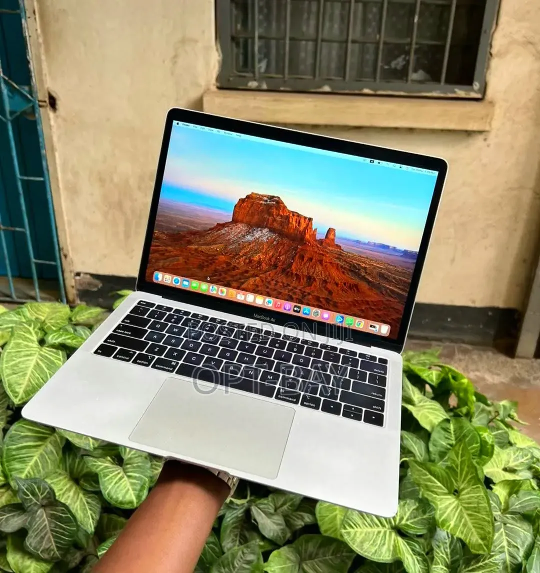 Laptop Apple MacBook Air 2019 8GB Intel Core i5 SSD 256GB