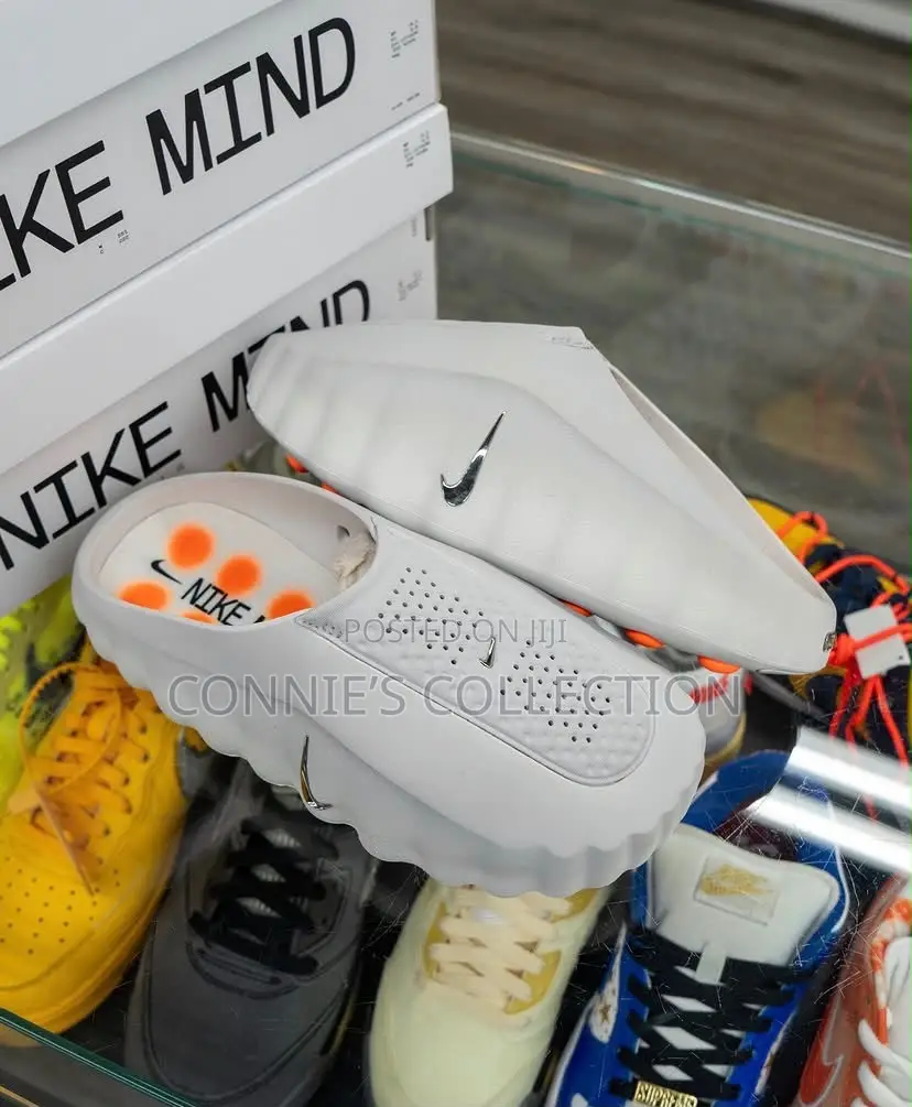 Nike Mind 001 Slide