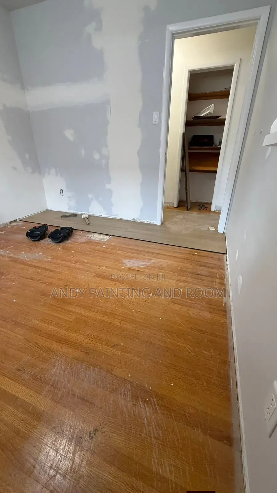 Skilled Vinyl Flooring Experts for Homes Offices