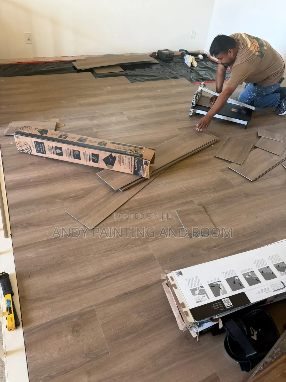 On-Time Affordable Vinyl Flooring Installation