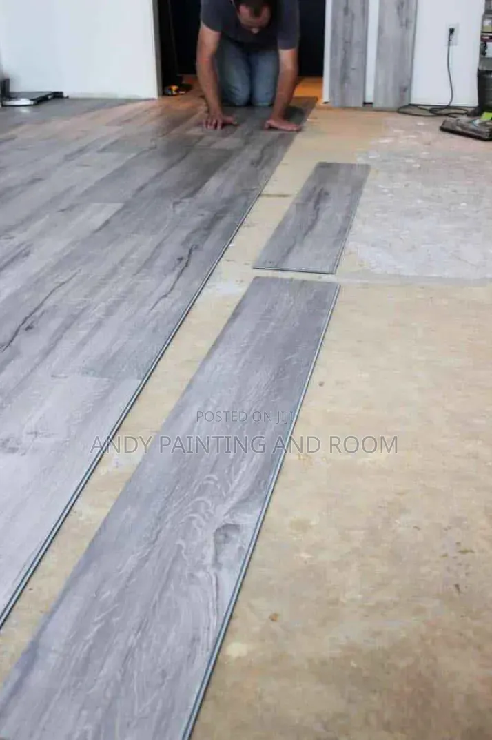 Reliable Flooring Contractors: Vinyl Installation