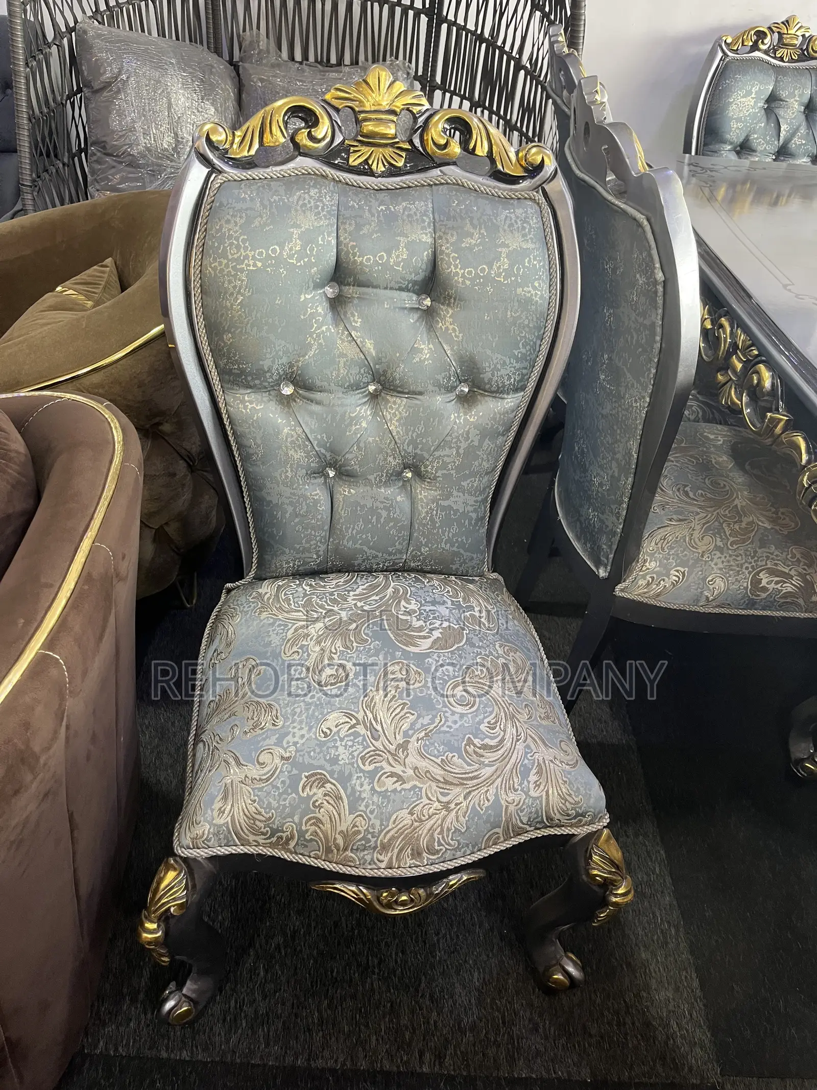 Royal Executives 8 Seater Dining Table