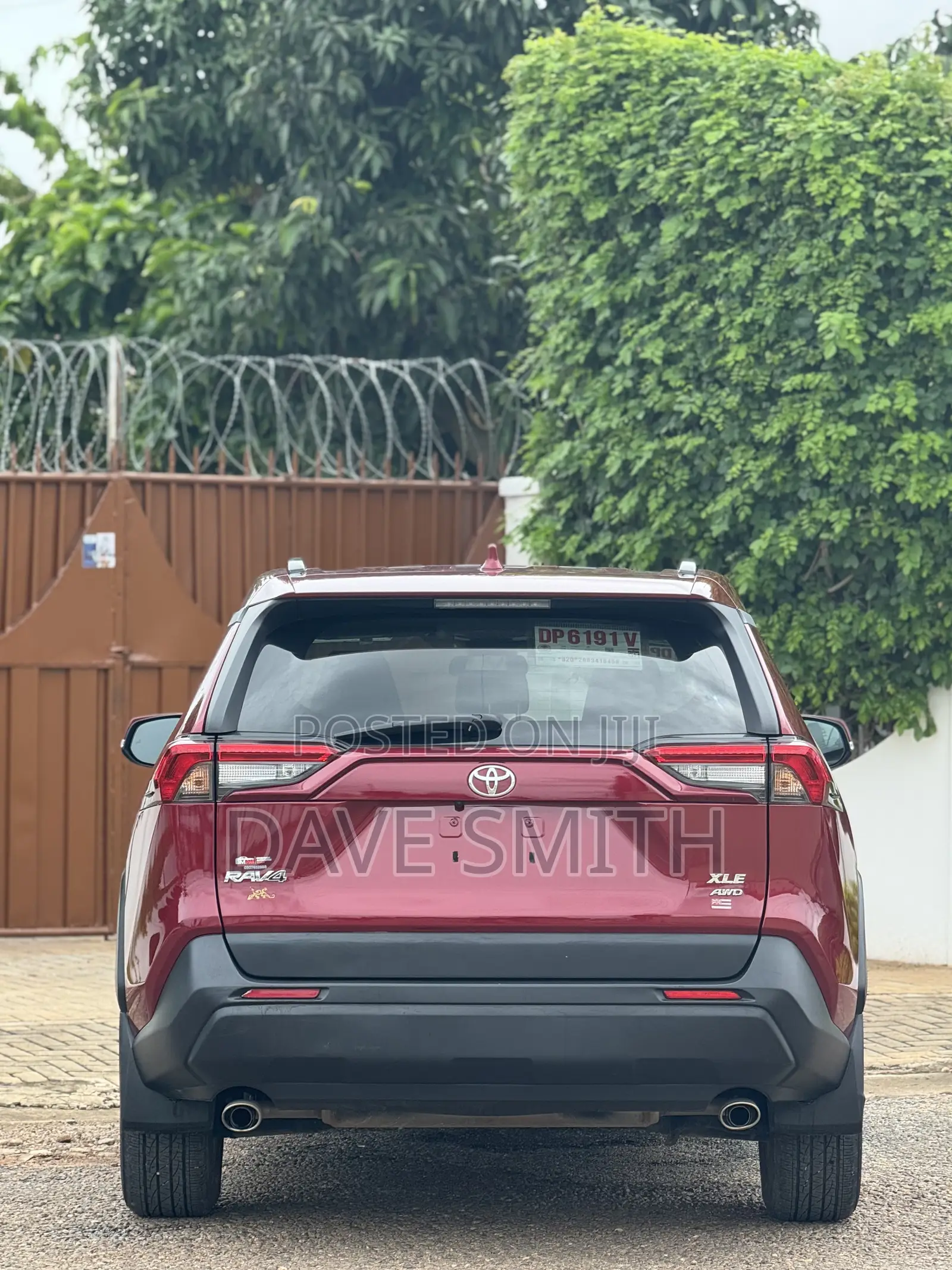 Toyota RAV4 XLE AWD 2024 Red