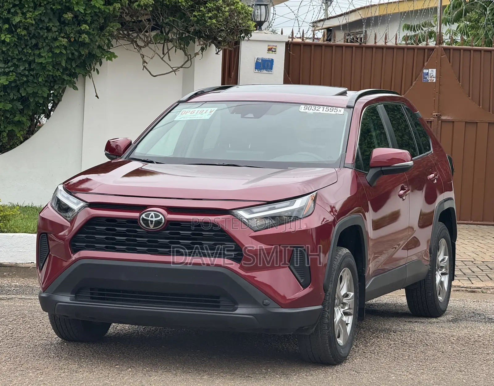 Toyota RAV4 XLE AWD 2024 Red