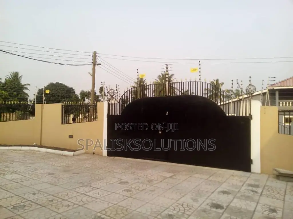Furnished 3bdrm House in Sapieman, Amasaman for sale